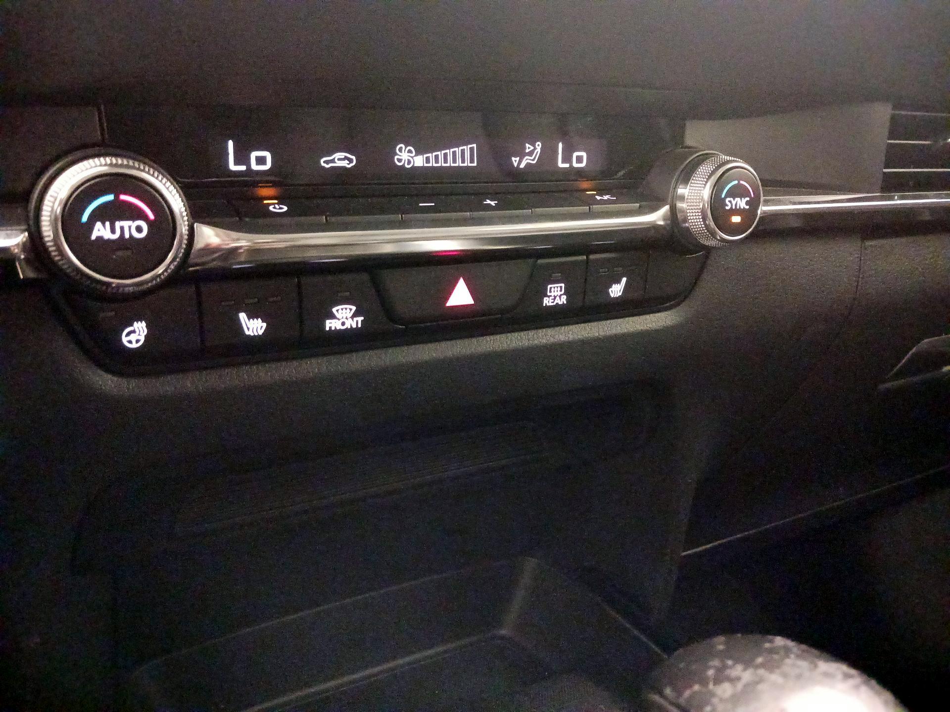 Thumbnail: 2023 Mazda CX-30 - 17