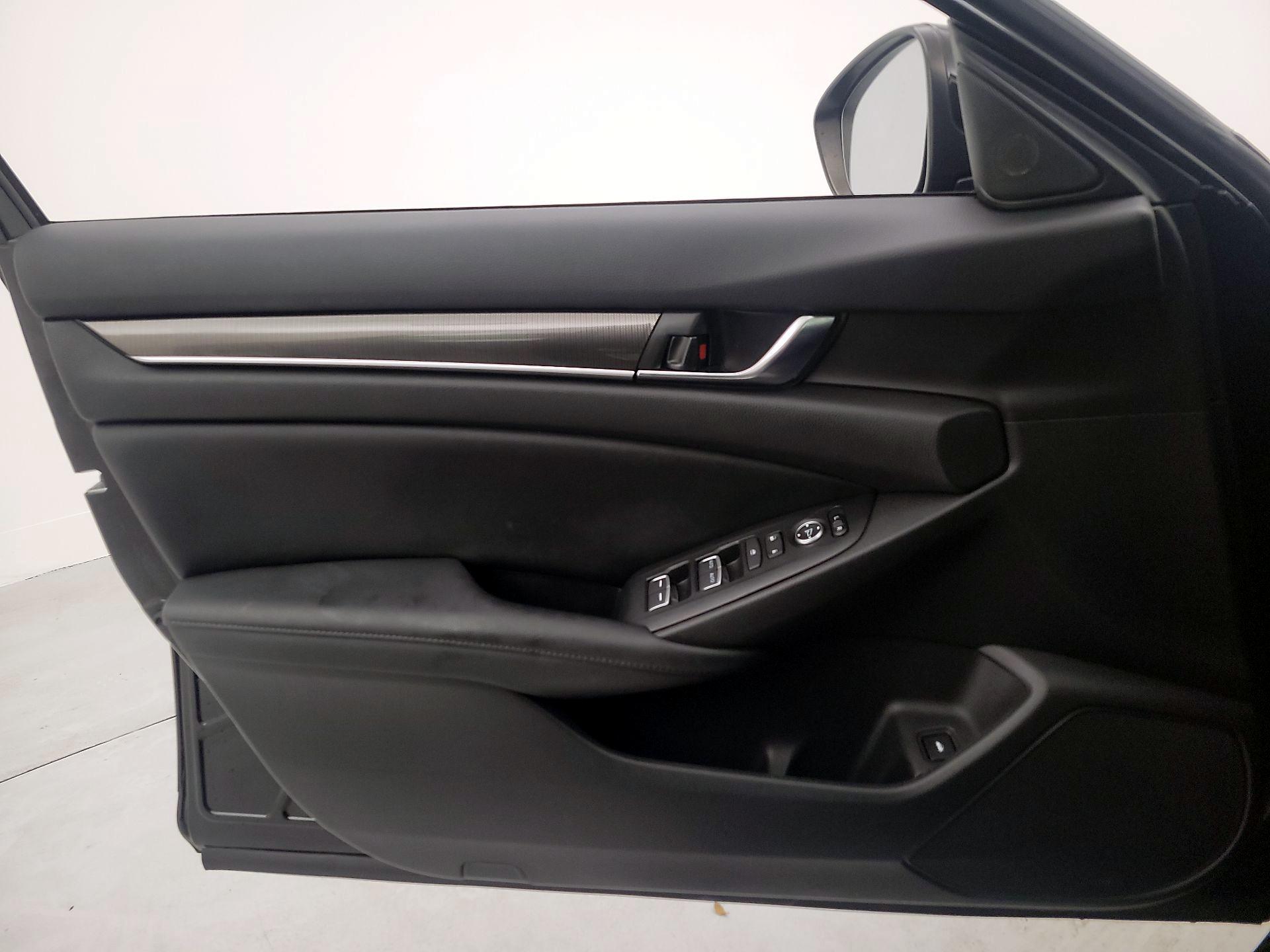 Thumbnail: 2021 Honda Accord - 12