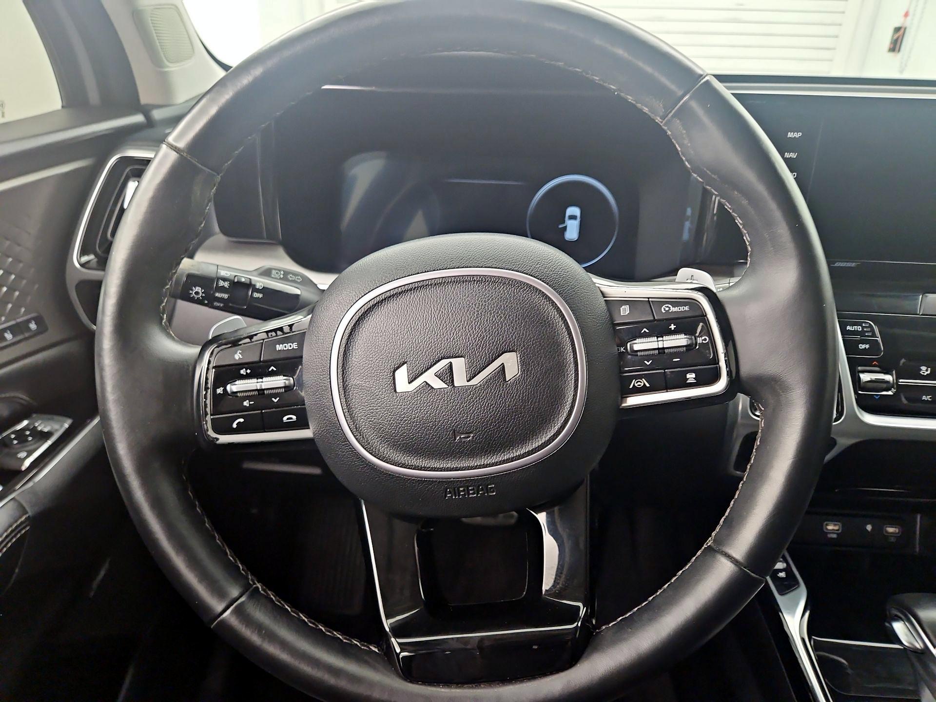 Thumbnail: 2022 Kia Sorento - 10