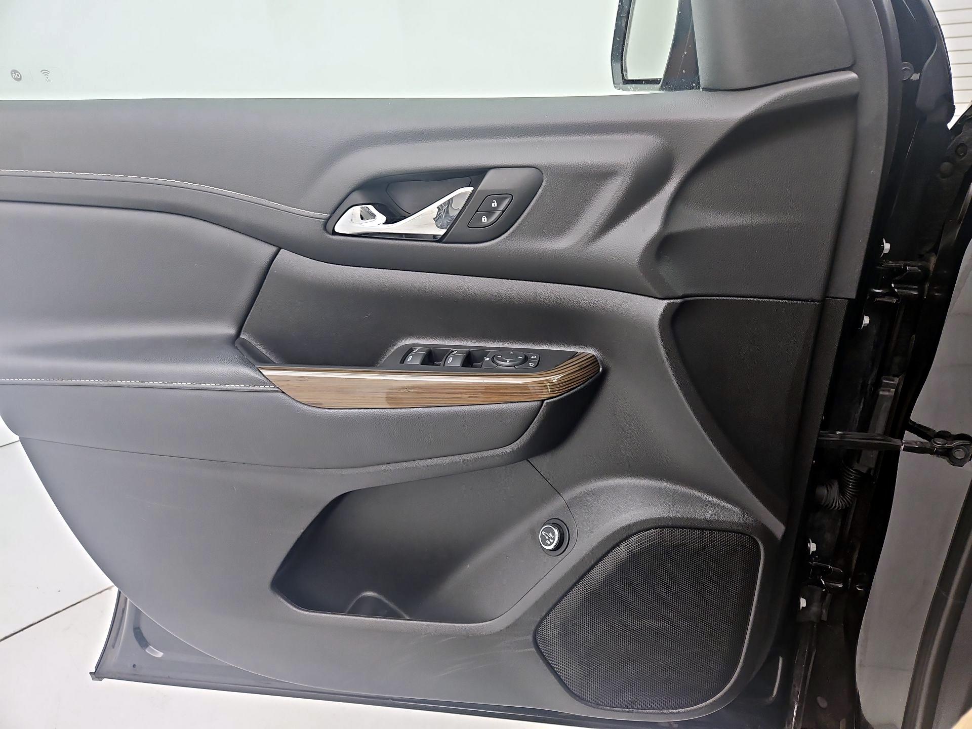 Thumbnail: 2023 GMC Acadia - 12