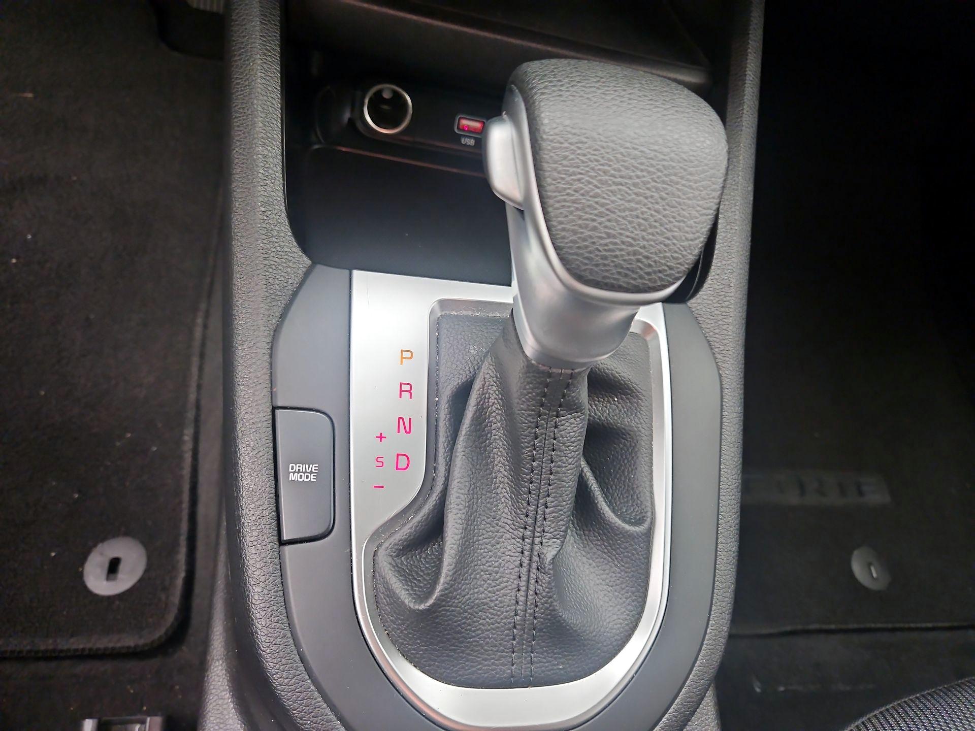 Thumbnail: 2023 Kia Forte - 17