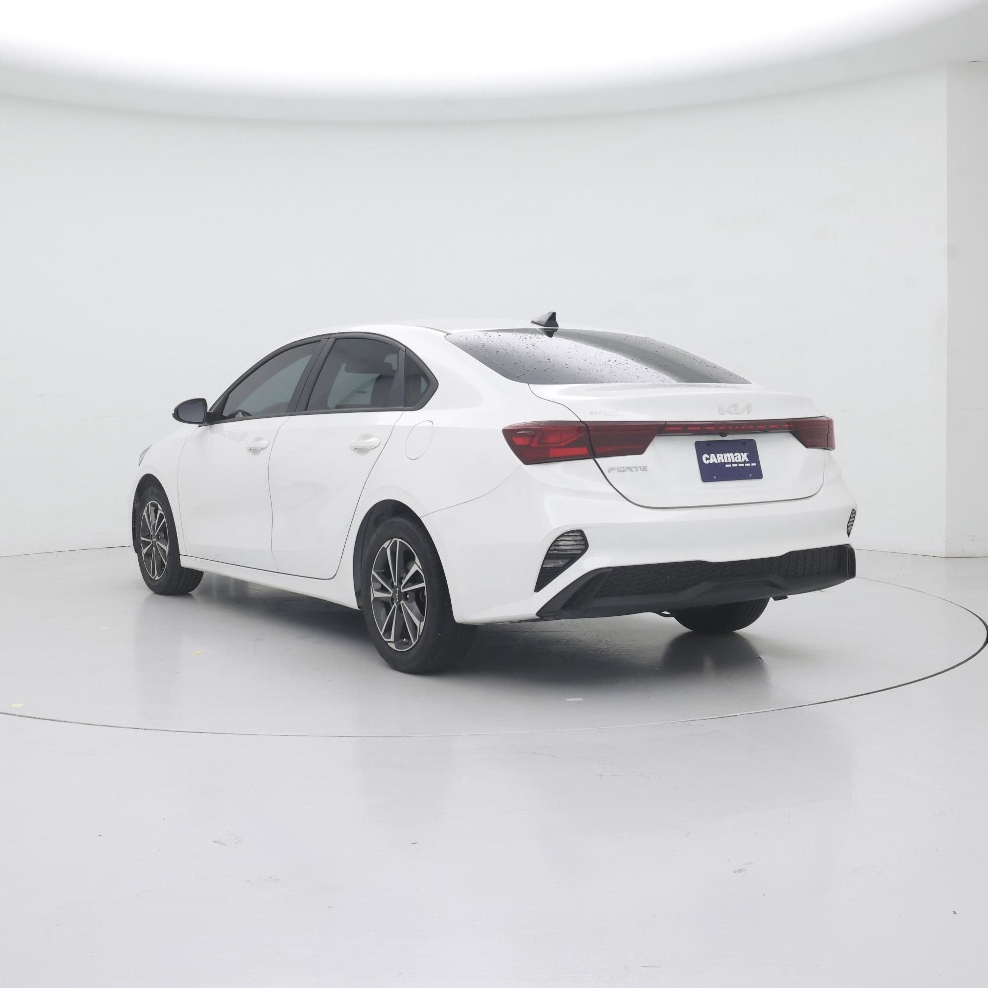 Thumbnail: 2023 Kia Forte - 2