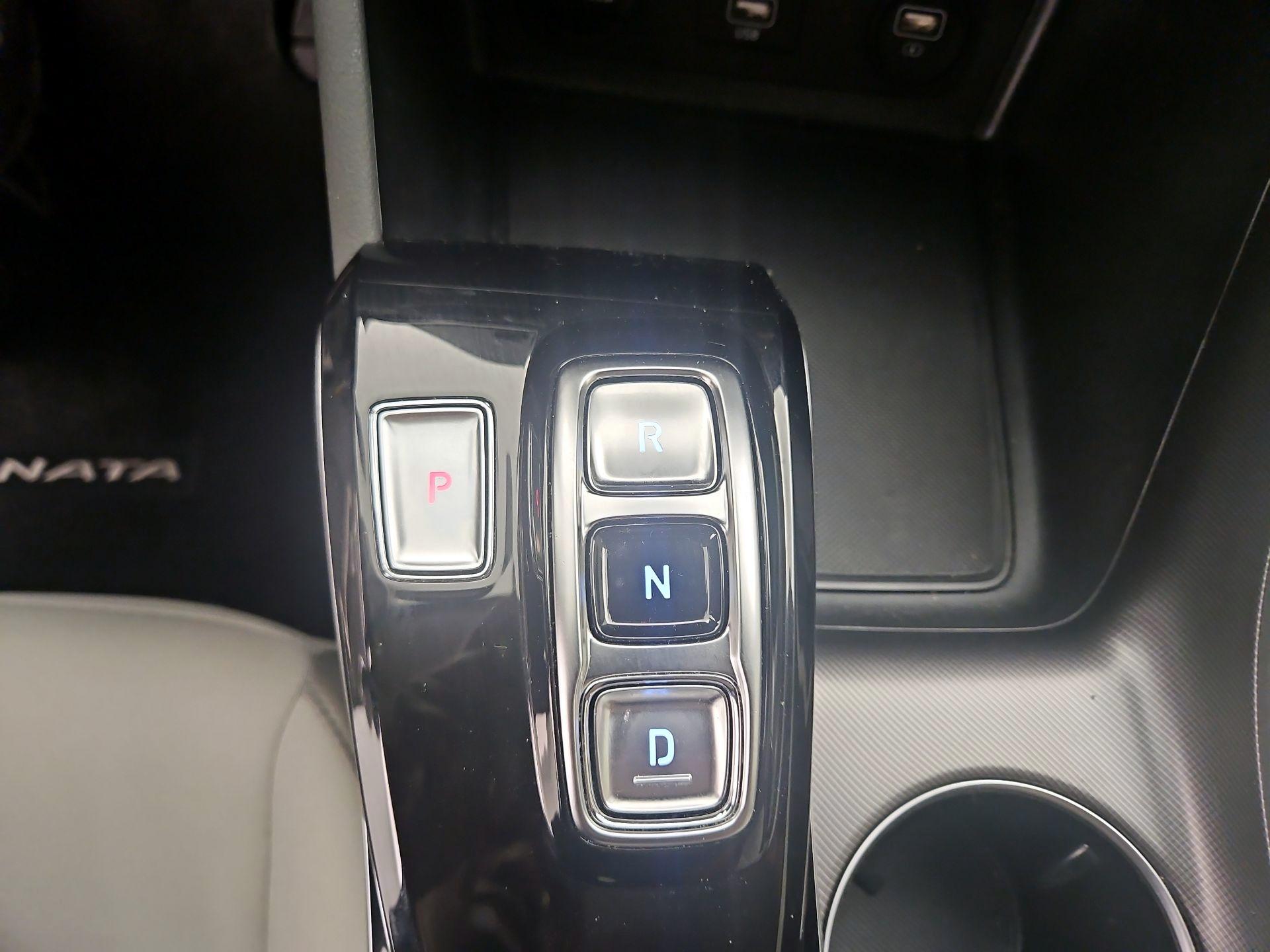 Thumbnail: 2023 Hyundai Sonata - 17