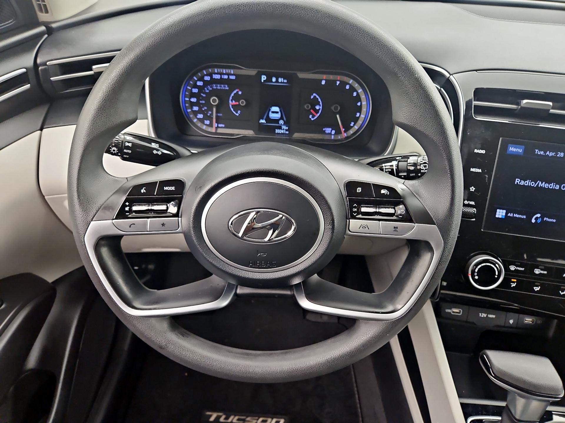 Thumbnail: 2023 Hyundai Tucson - 10