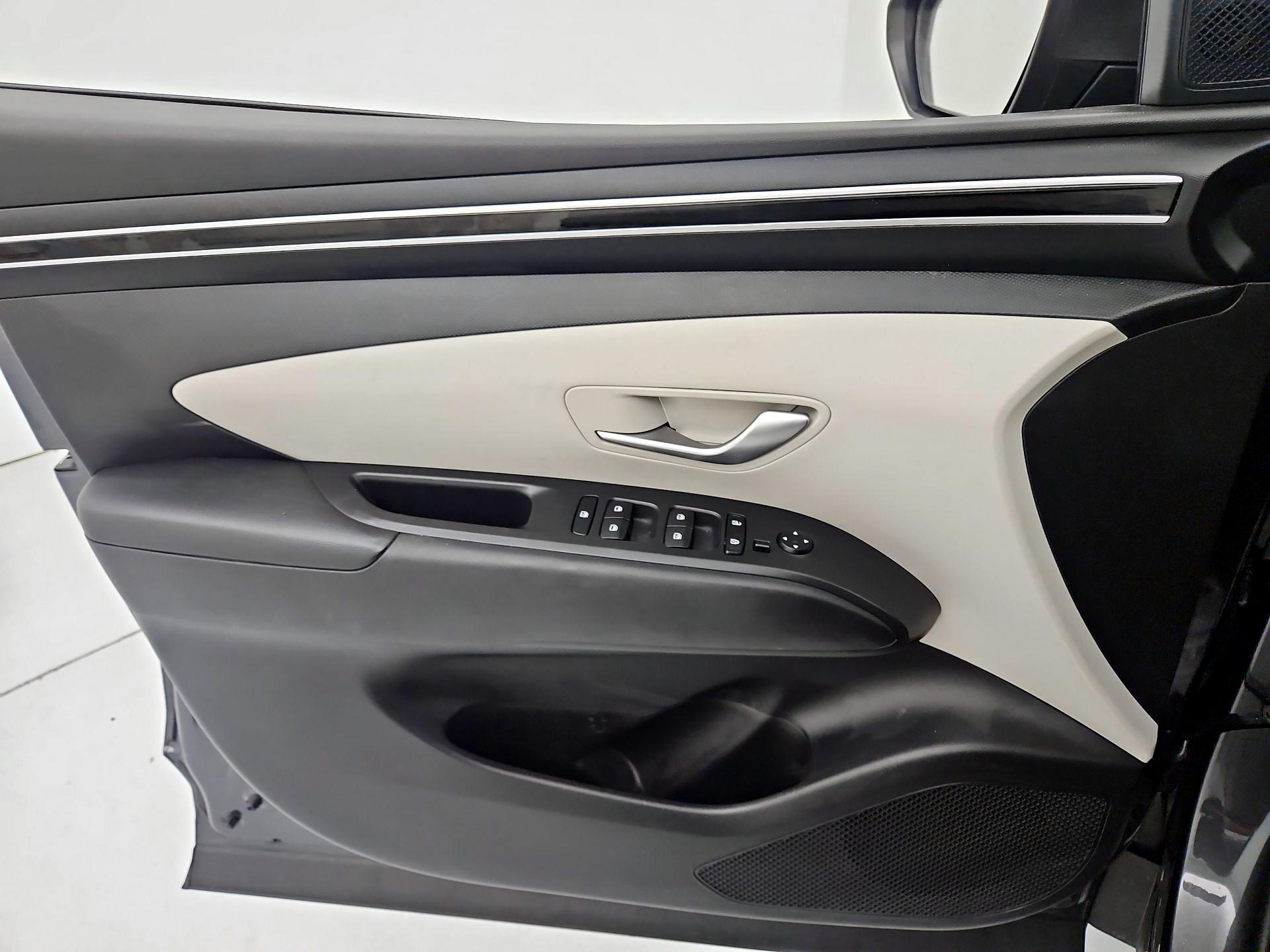 Thumbnail: 2023 Hyundai Tucson - 12