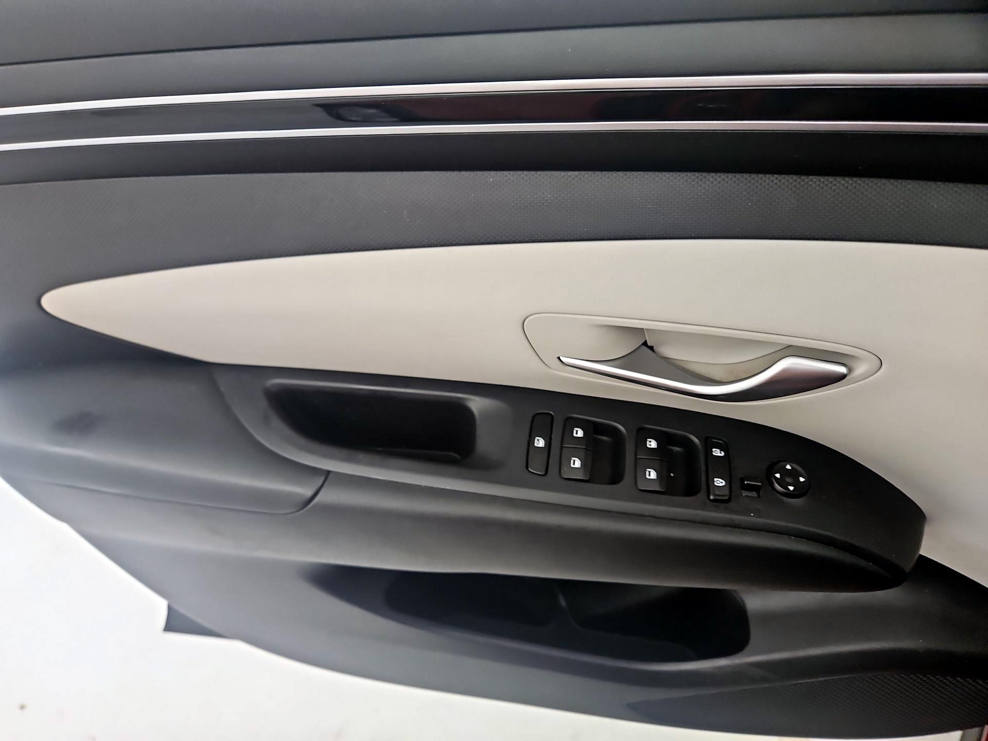Thumbnail: 2023 Hyundai Tucson - 12
