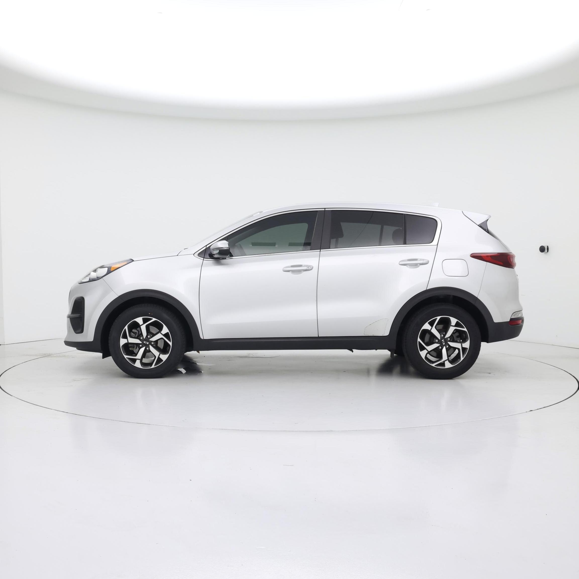 Thumbnail: 2021 Kia Sportage - 3