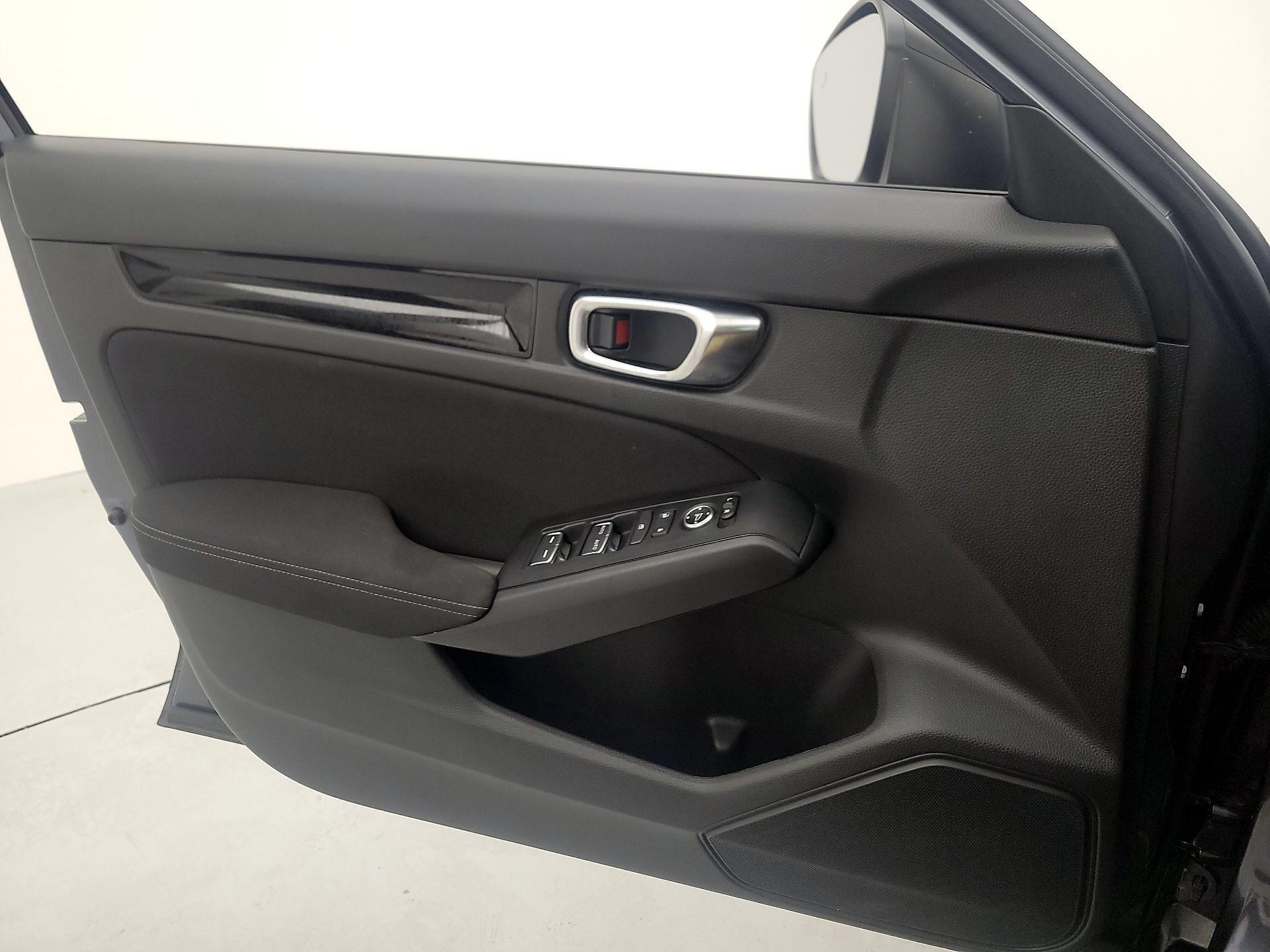 Thumbnail: 2025 Honda Civic - 12