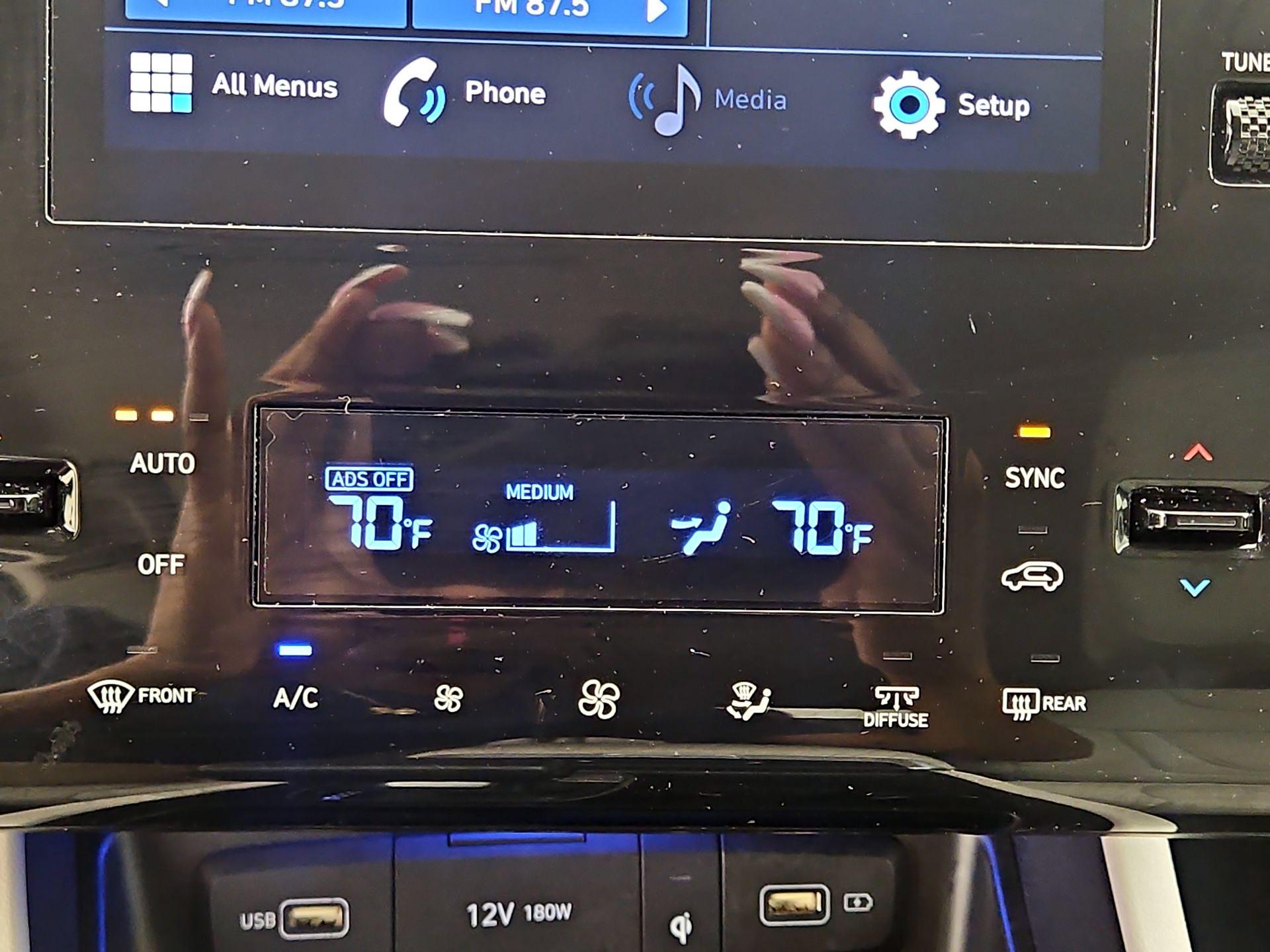 Thumbnail: 2023 Hyundai Tucson - 16