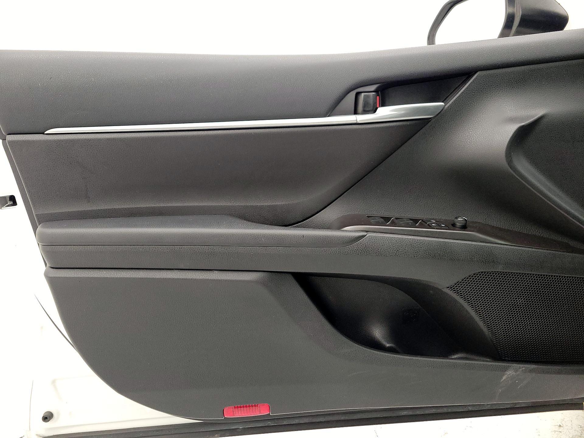 Thumbnail: 2024 Toyota Camry - 12