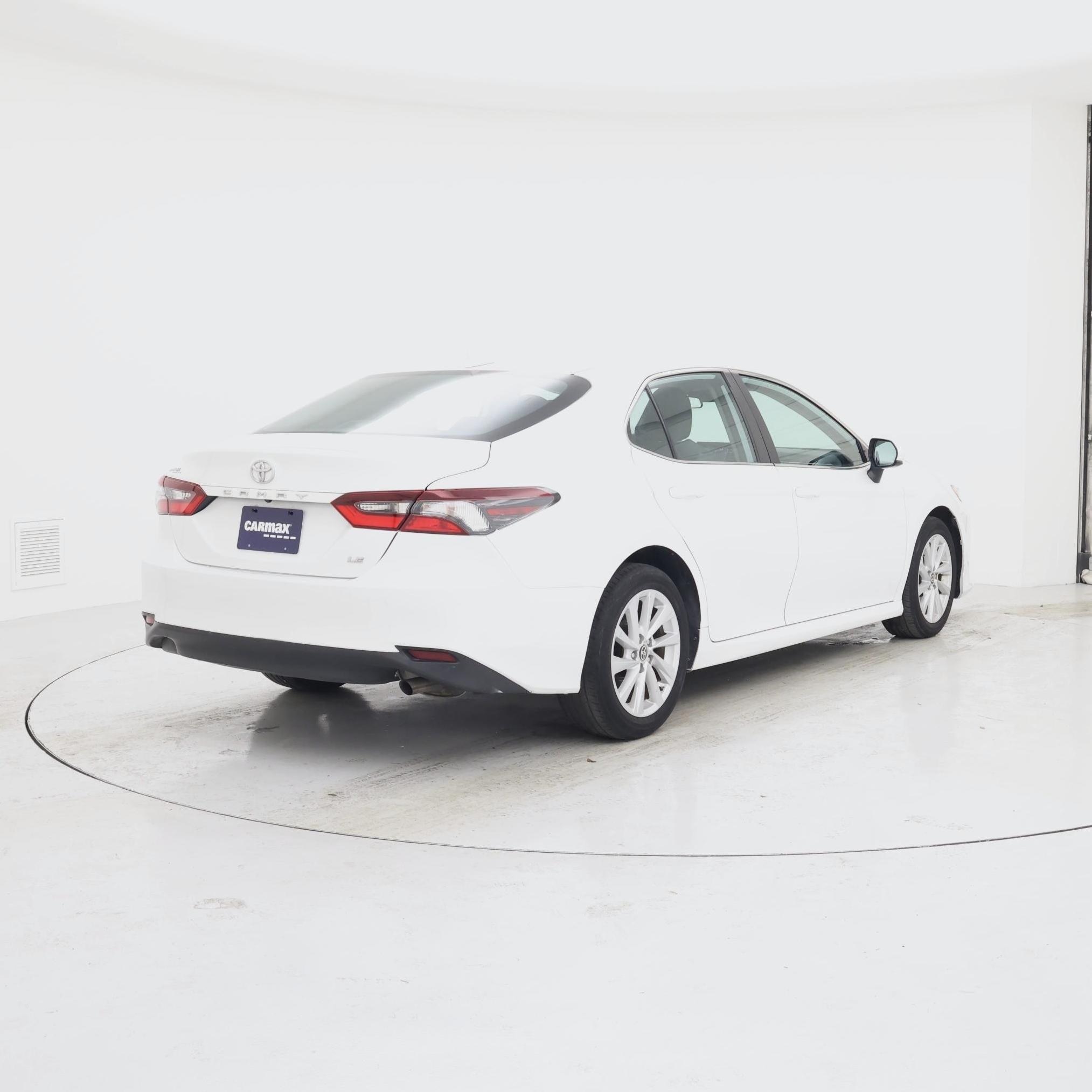 Thumbnail: 2024 Toyota Camry - 8