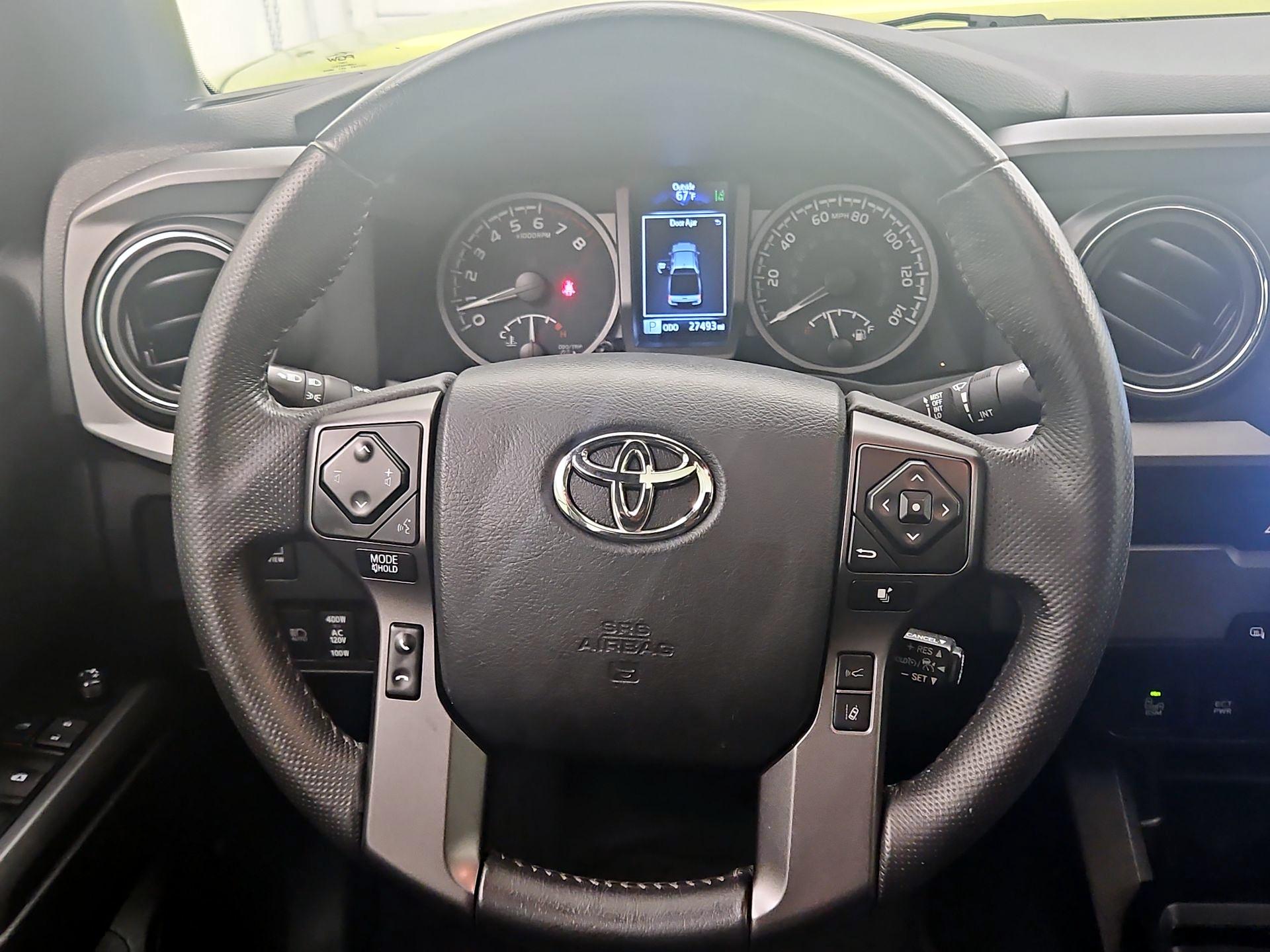 Thumbnail: 2023 Toyota Tacoma - 10