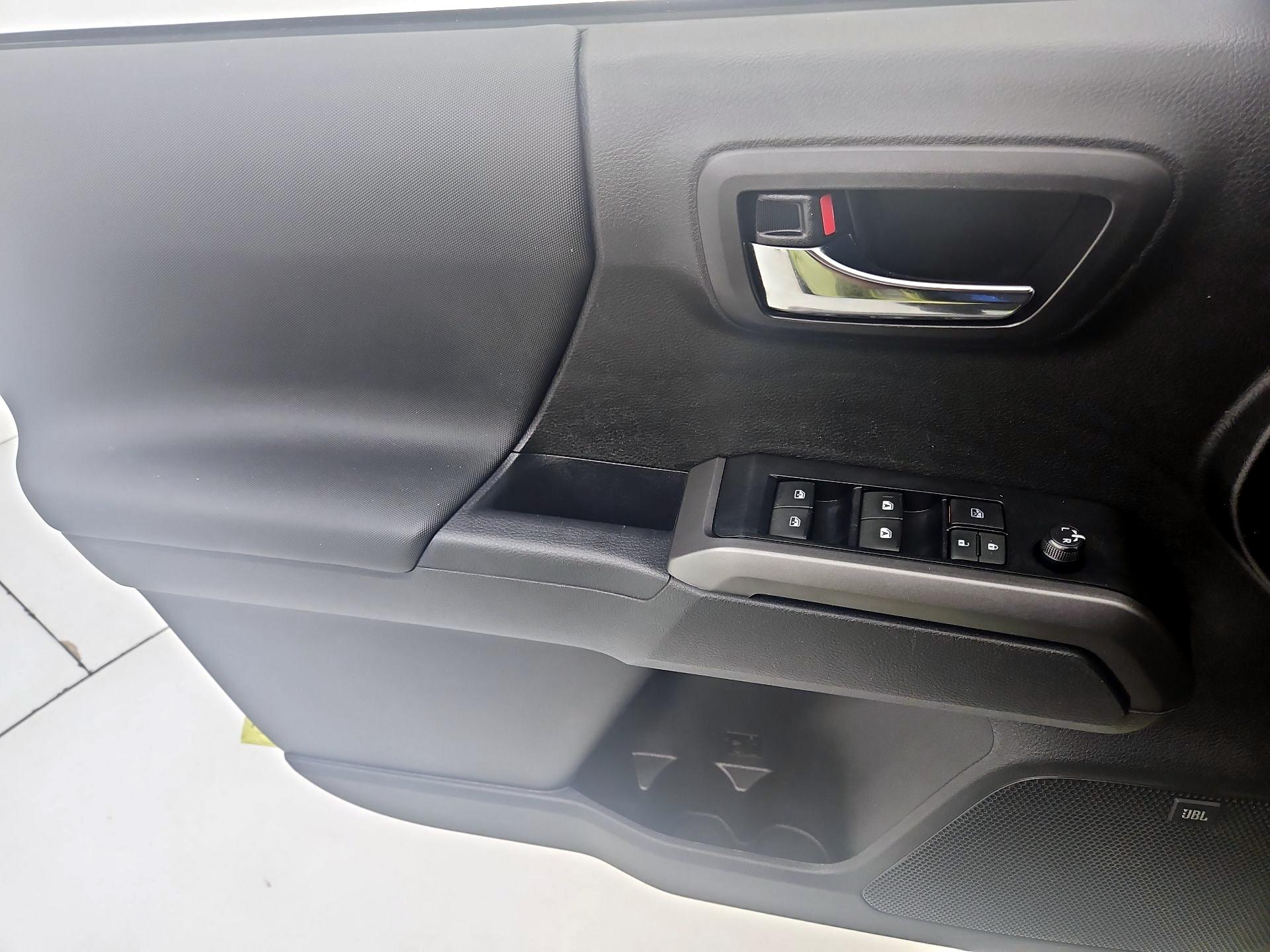 Thumbnail: 2023 Toyota Tacoma - 12