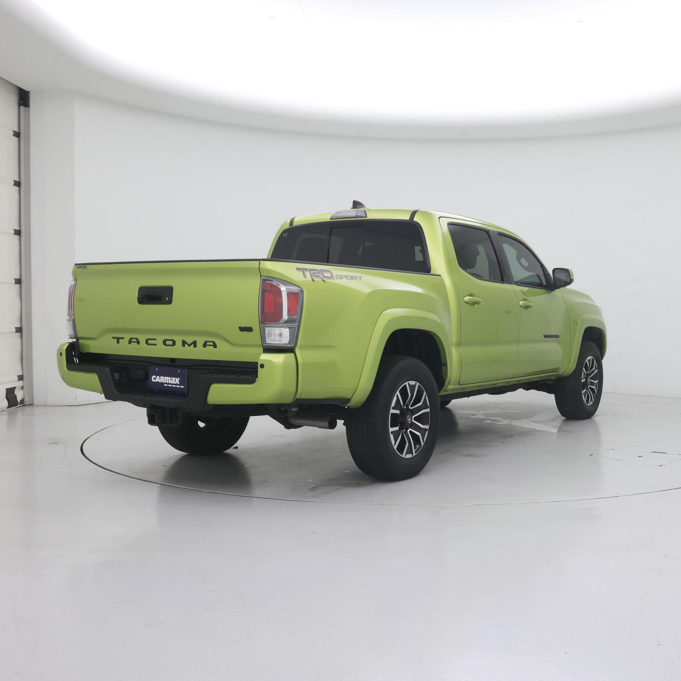 Thumbnail: 2023 Toyota Tacoma - 8