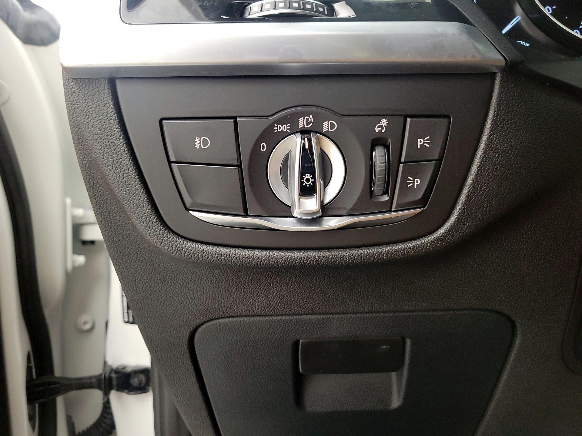 Thumbnail: 2021 BMW X3 - 13