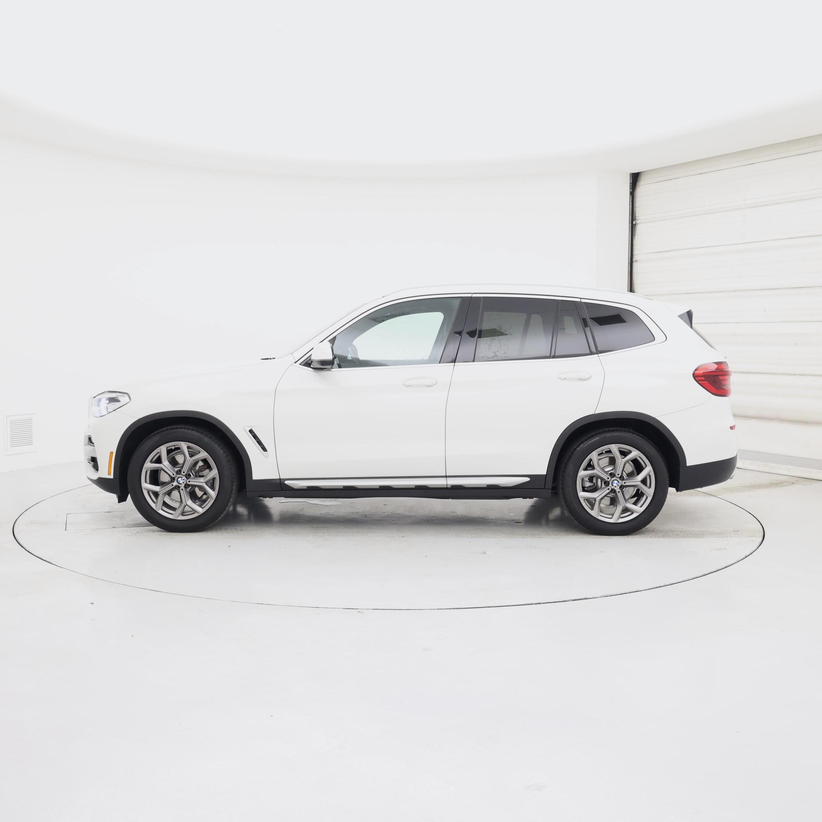 Thumbnail: 2021 BMW X3 - 3