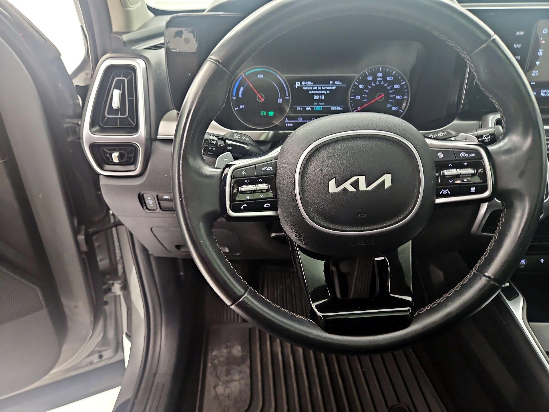 Thumbnail: 2023 Kia Sorento - 10