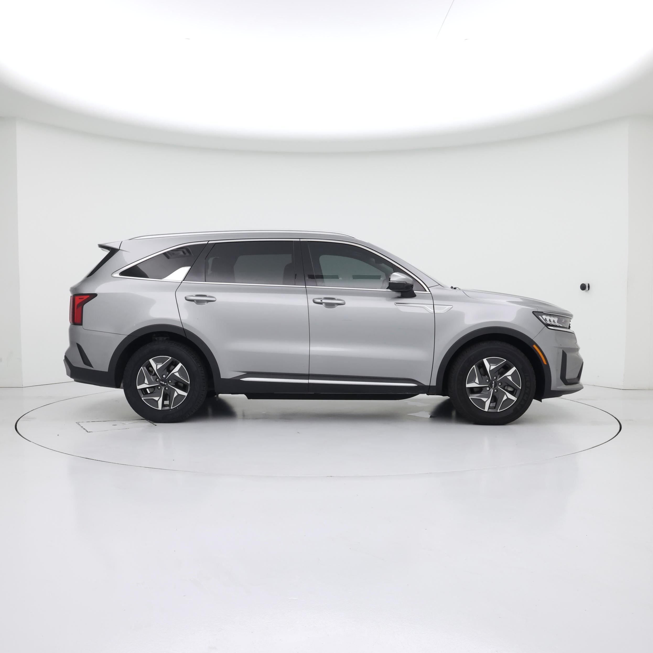 Thumbnail: 2023 Kia Sorento - 7