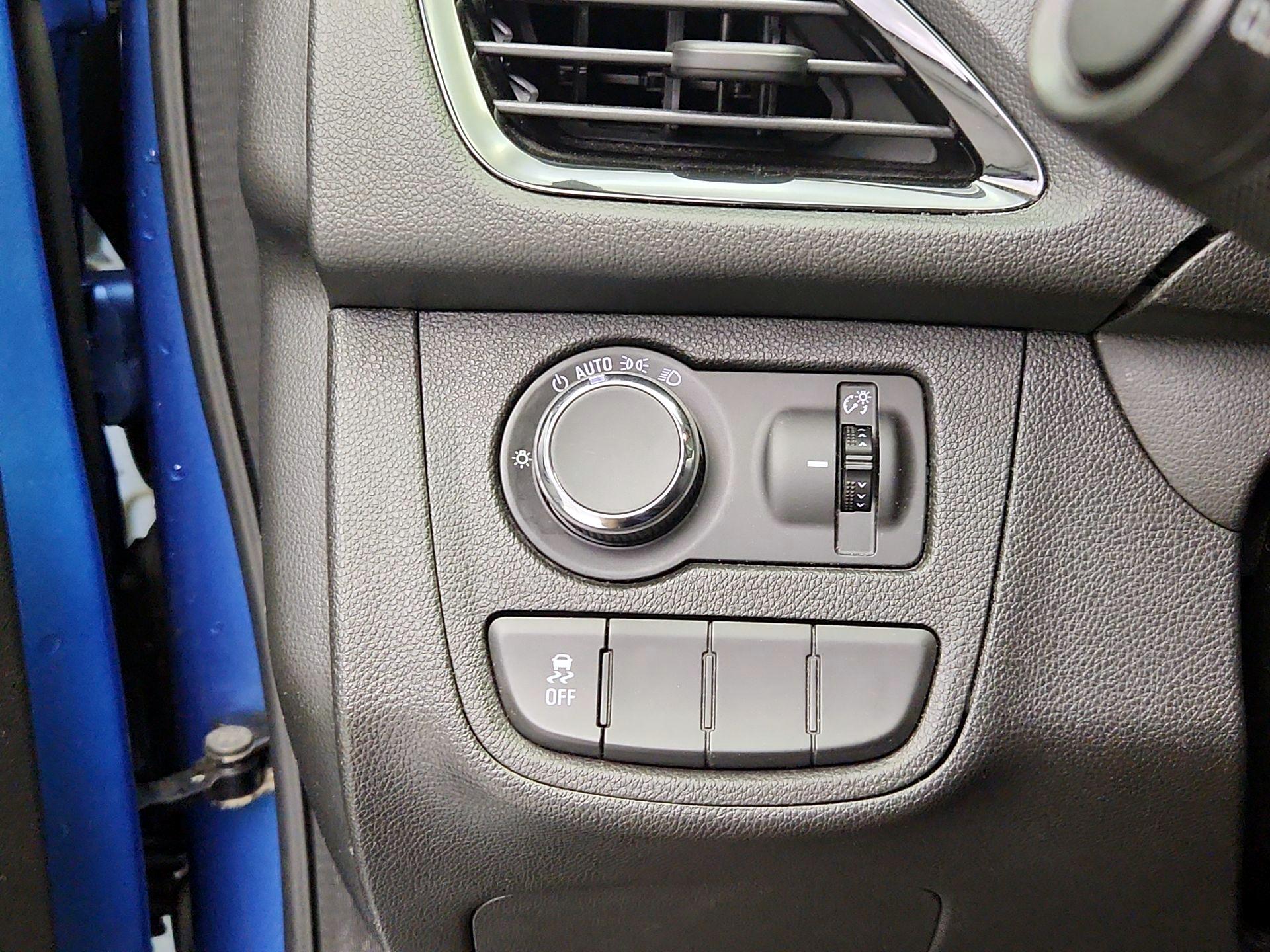 Thumbnail: 2016 Chevrolet Spark - 13