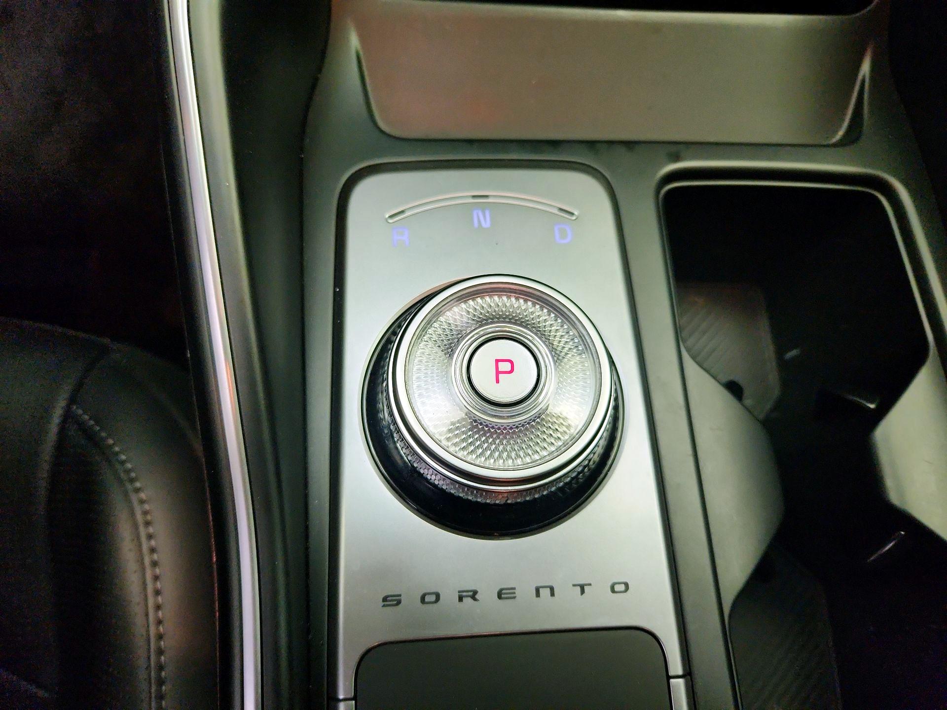 Thumbnail: 2025 Kia Sorento - 18