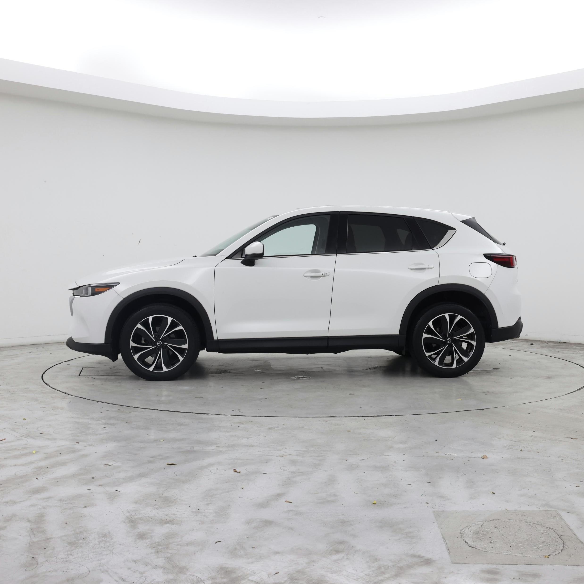 Thumbnail: 2023 Mazda CX-5 - 3