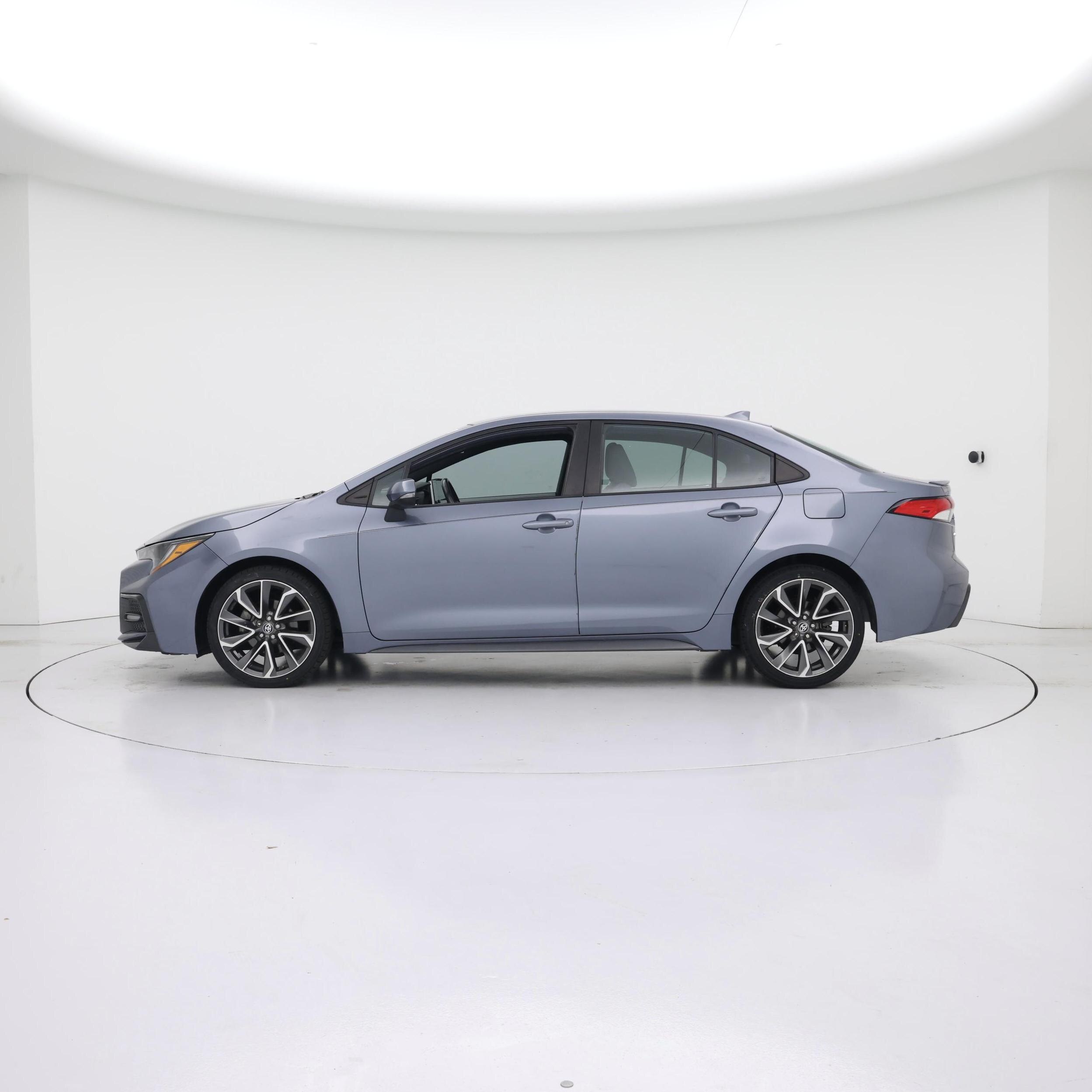 Thumbnail: 2021 Toyota Corolla - 3