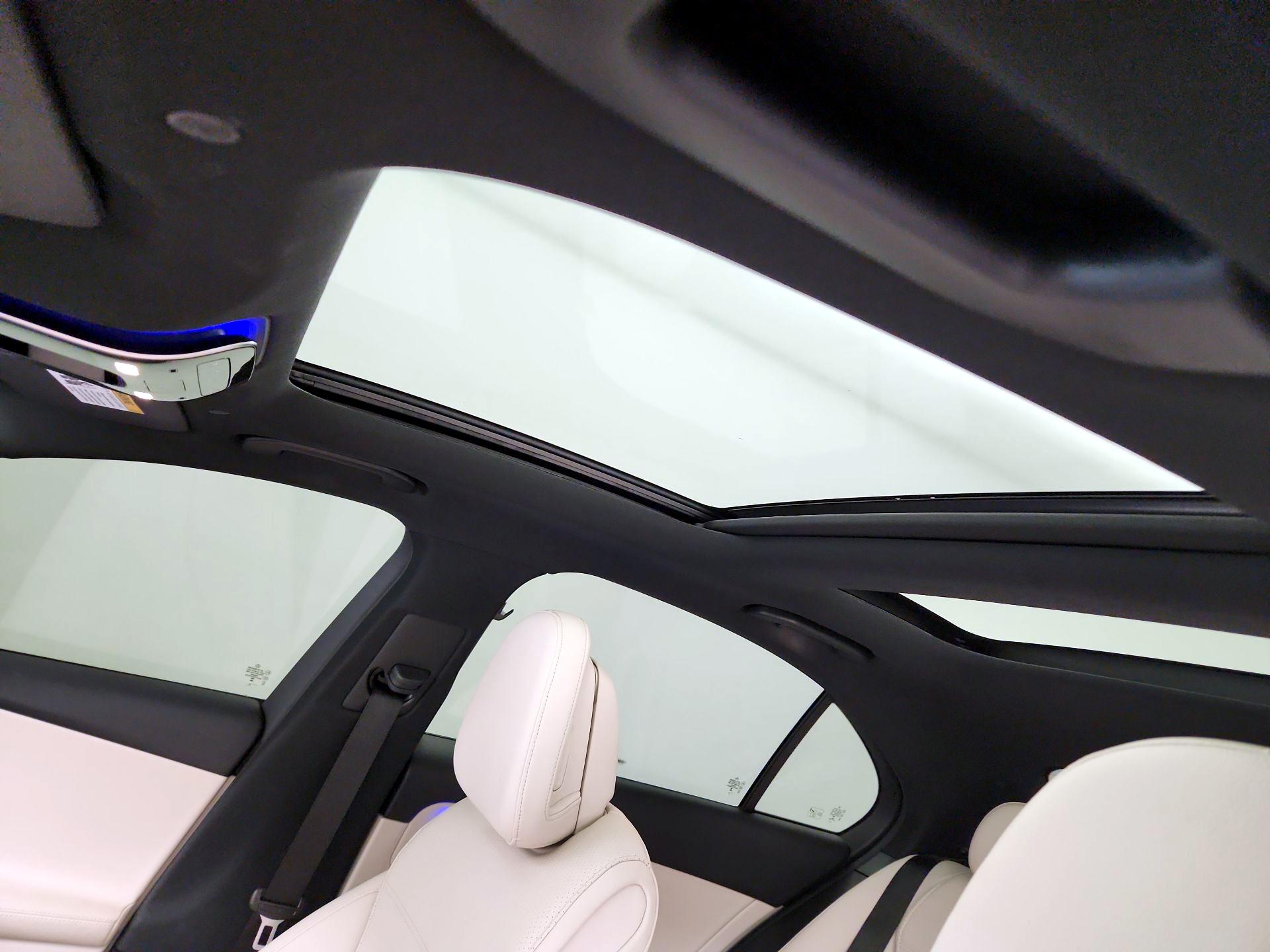 Thumbnail: 2023 Mercedes-Benz C-Class - 19