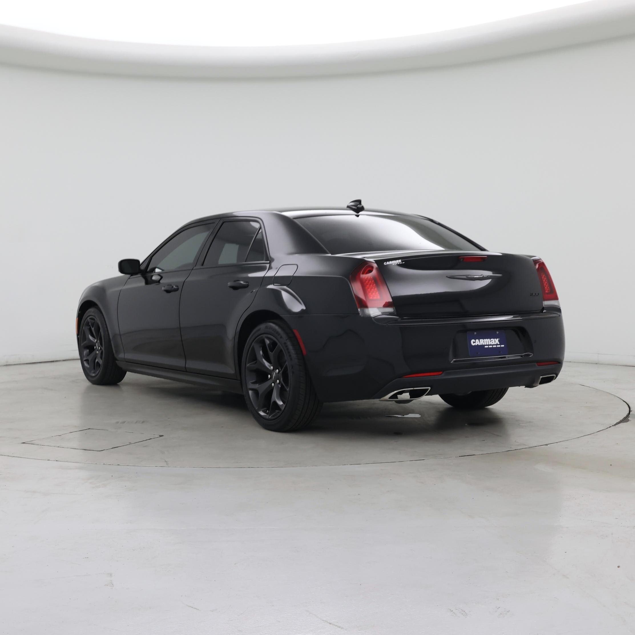 Thumbnail: 2022 Chrysler 300 - 2