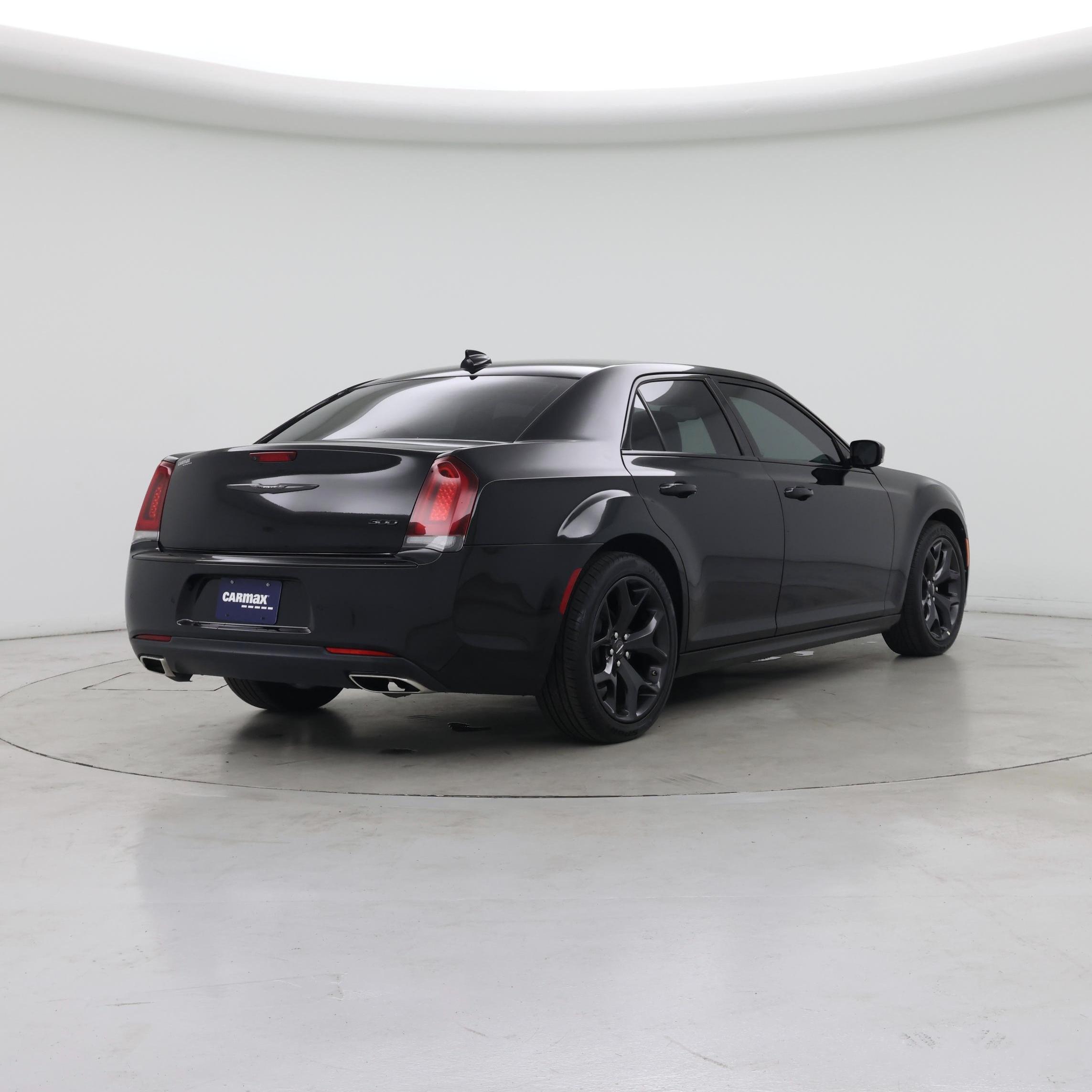 Thumbnail: 2022 Chrysler 300 - 8