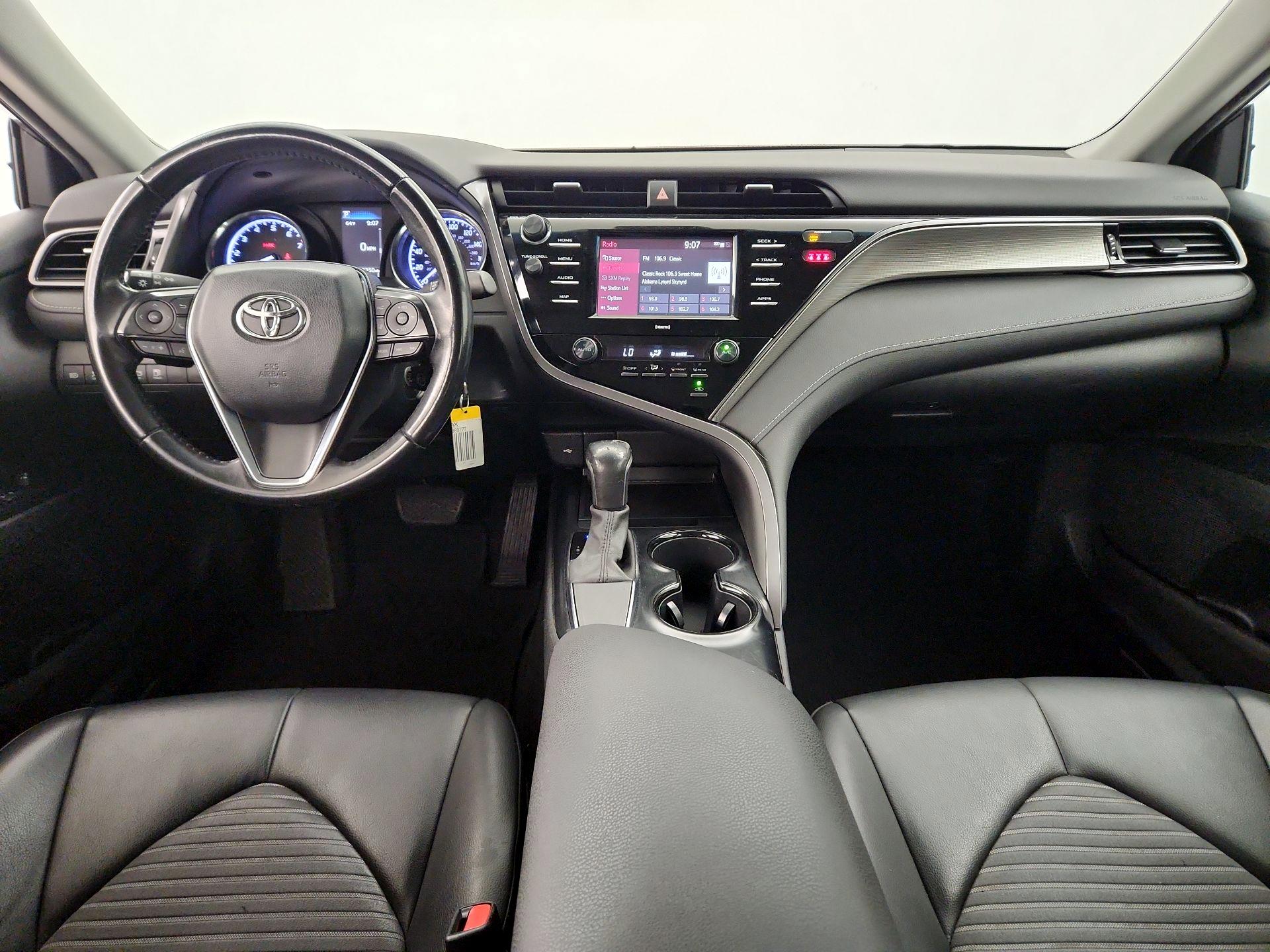 Thumbnail: 2020 Toyota Camry - 9