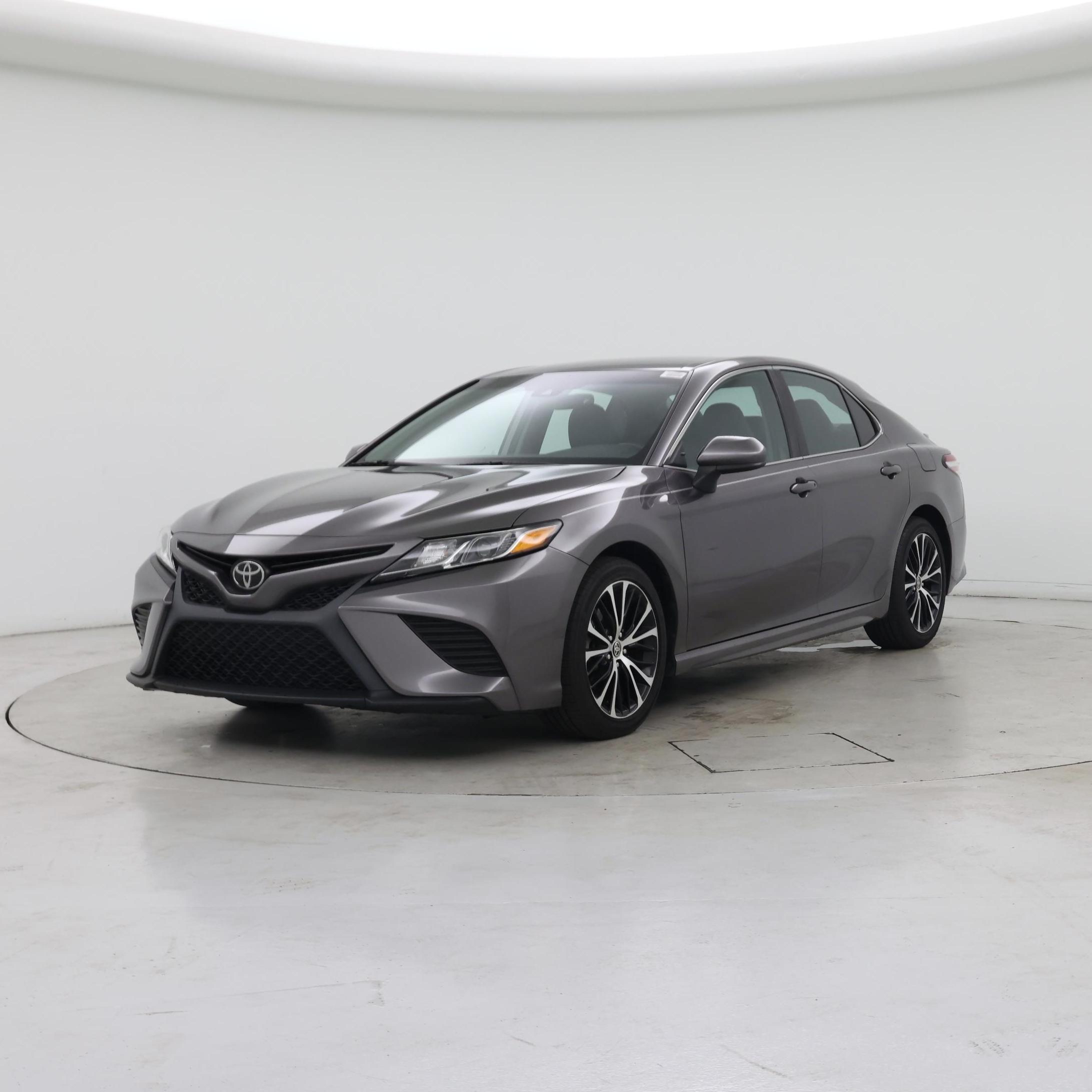Thumbnail: 2020 Toyota Camry - 4