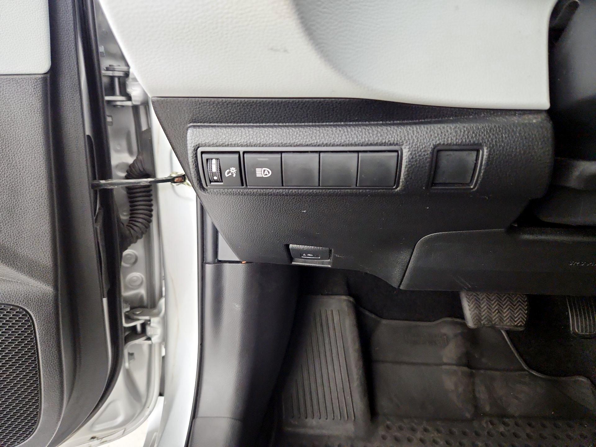 Thumbnail: 2022 Toyota Corolla - 13