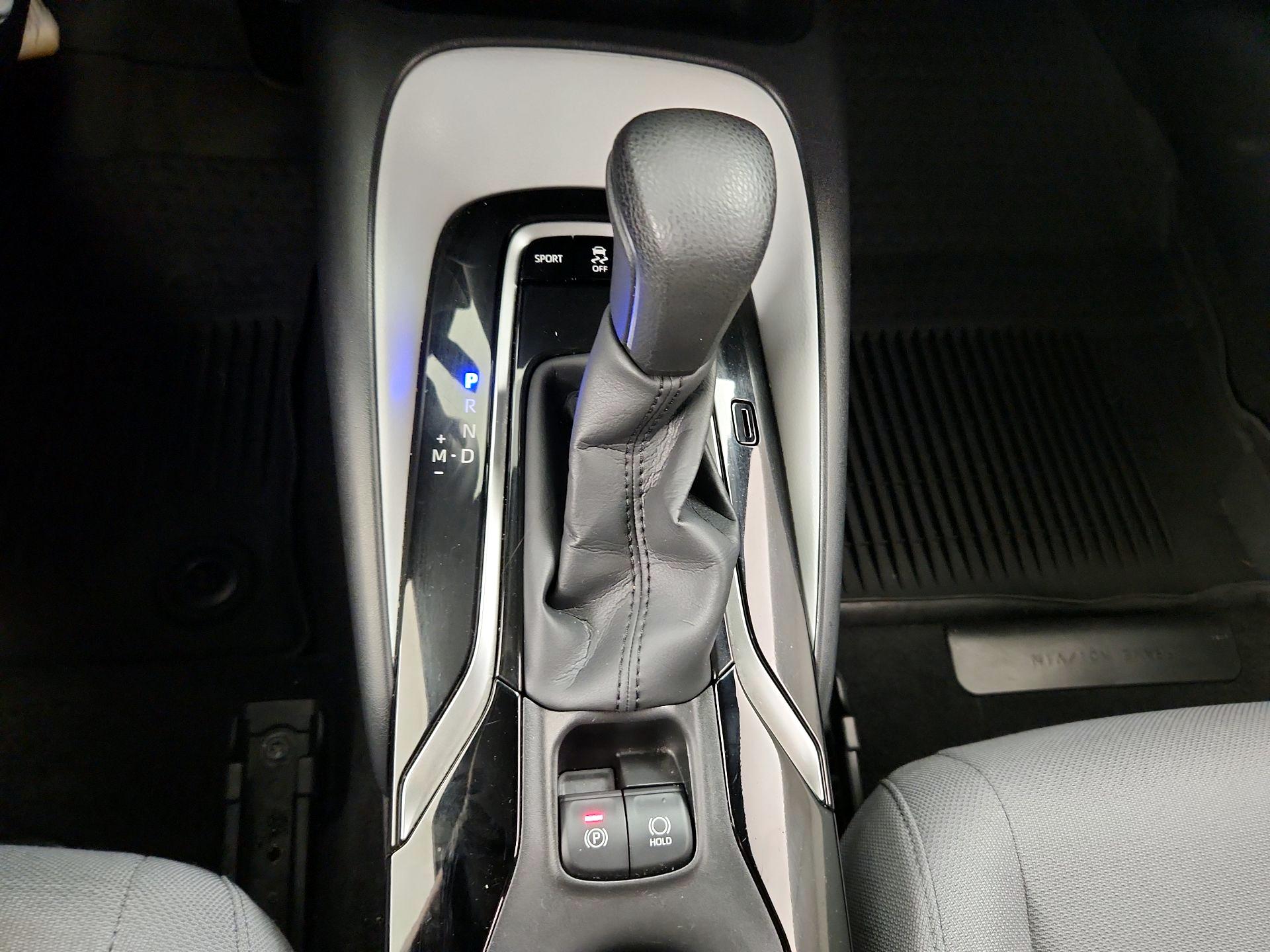 Thumbnail: 2022 Toyota Corolla - 17