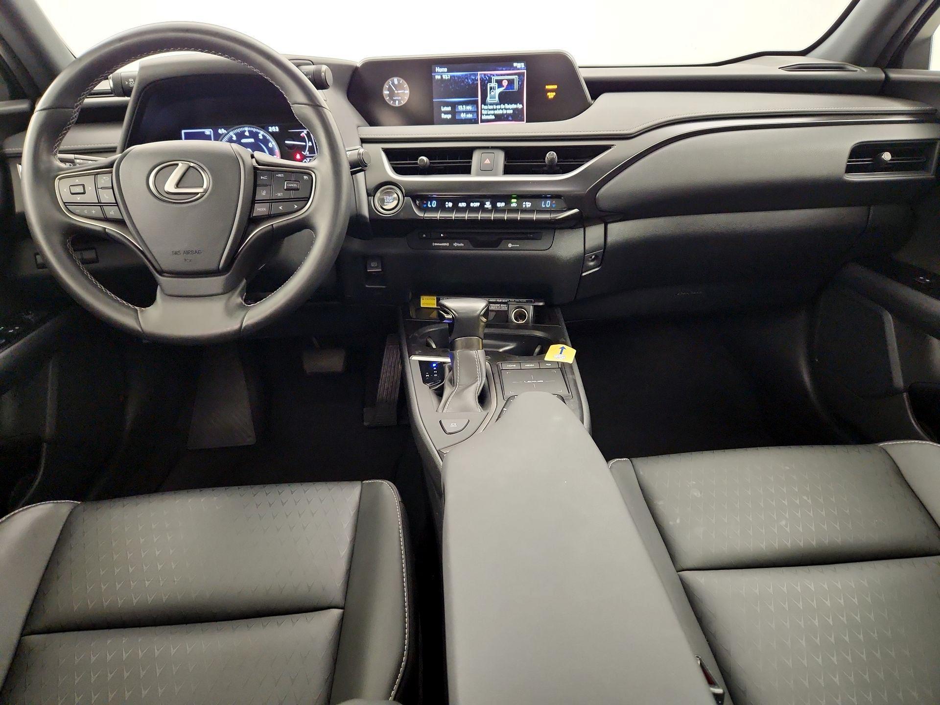 Thumbnail: 2022 Lexus UX - 9