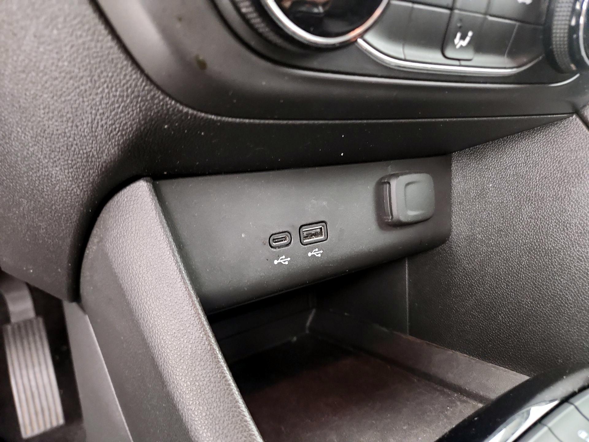 Thumbnail: 2024 Buick Encore GX - 18