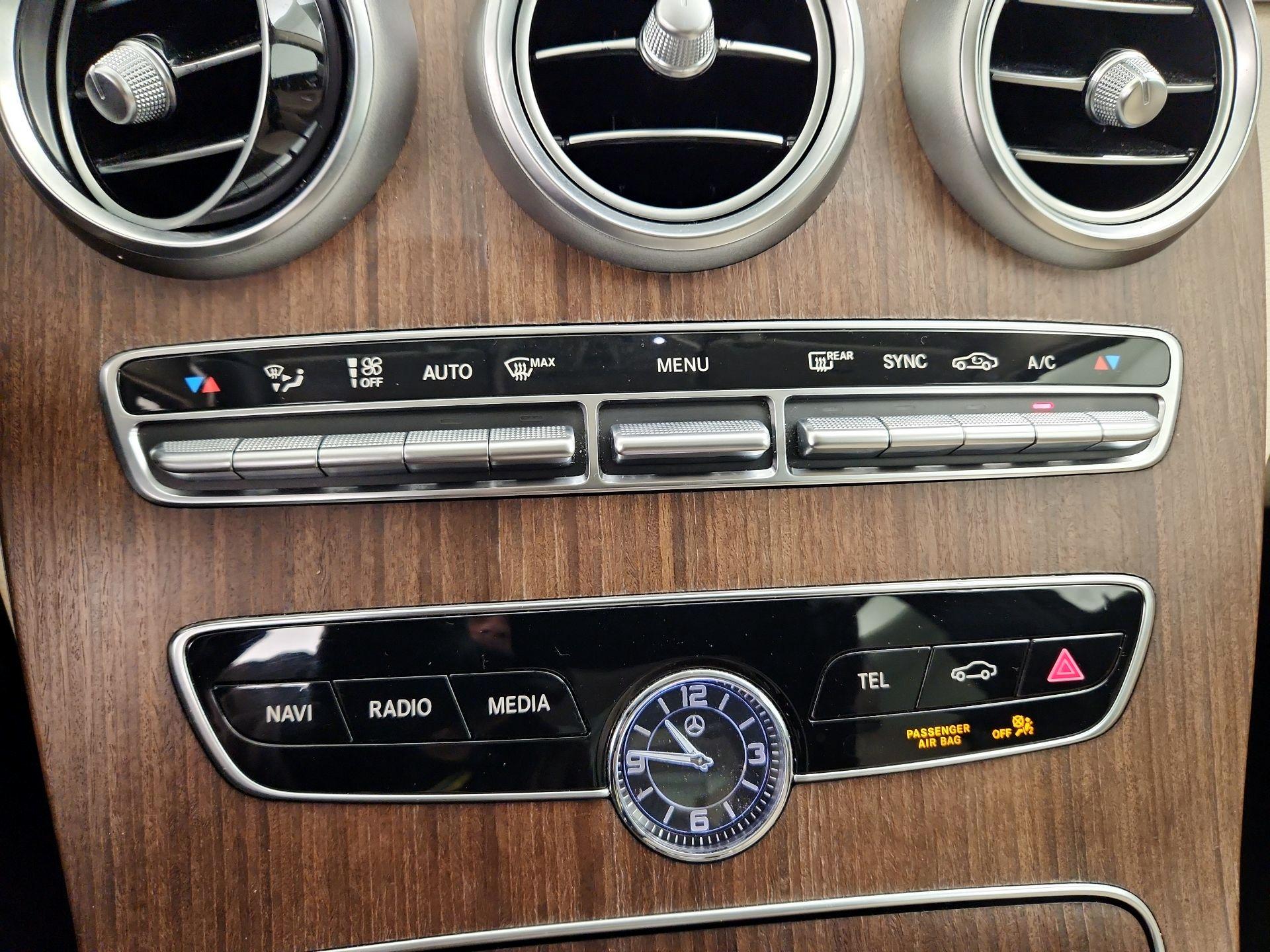 Thumbnail: 2020 Mercedes-Benz C-Class - 16