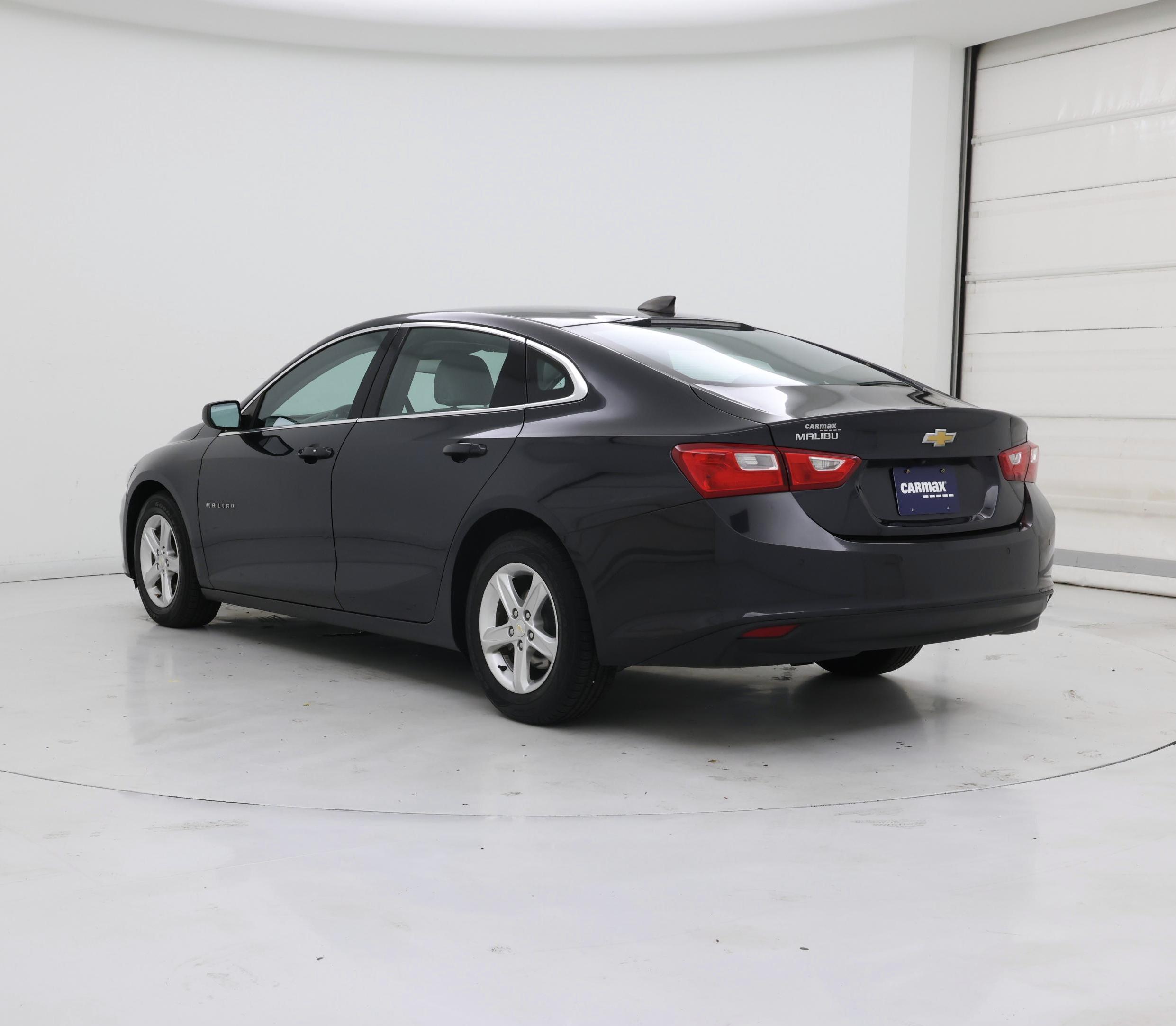 Thumbnail: 2022 Chevrolet Malibu - 2