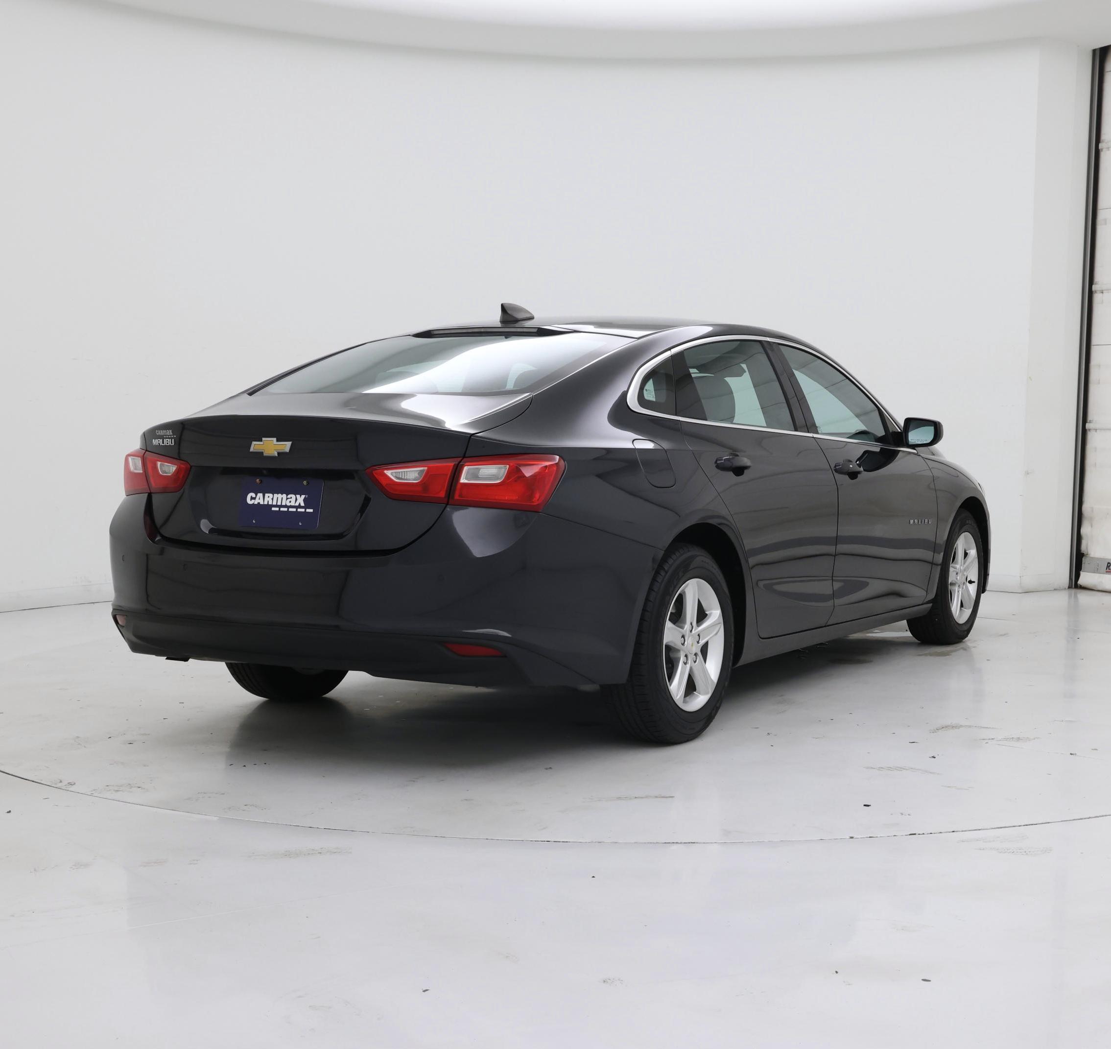 Thumbnail: 2022 Chevrolet Malibu - 8