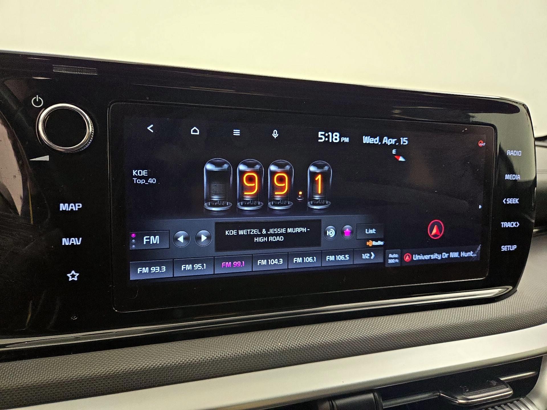 Thumbnail: 2022 Kia K5 - 16