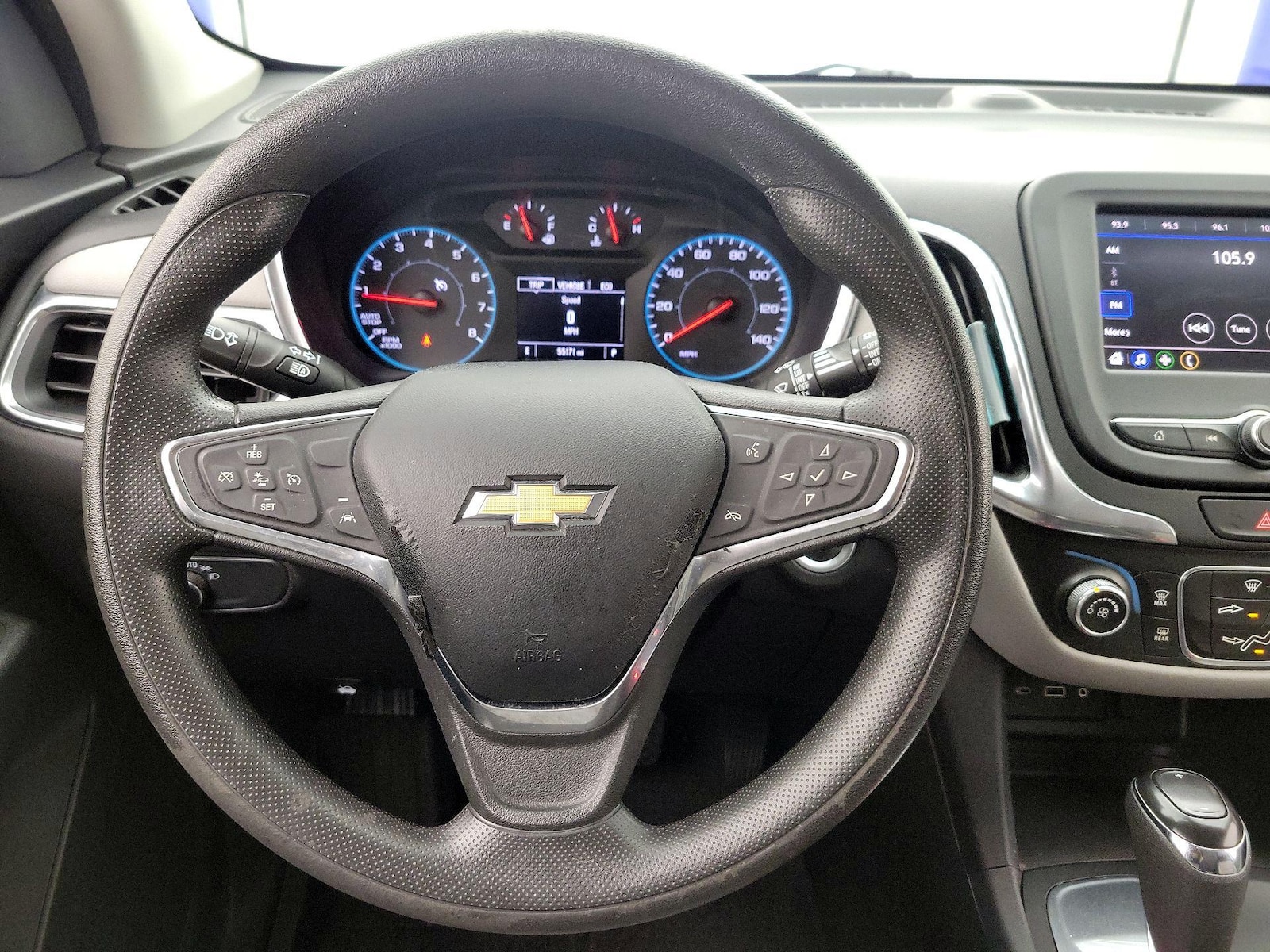 2021 Chevrolet Equinox LS - Photo 11