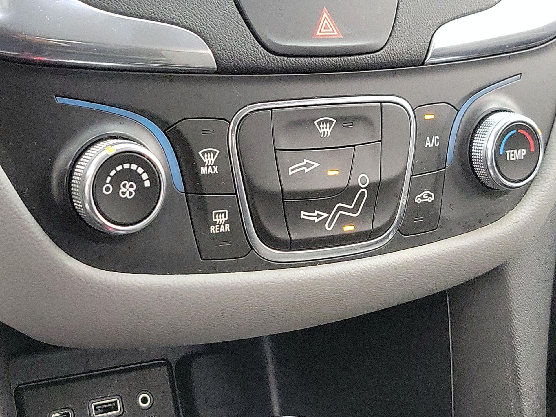 Thumbnail: 2021 Chevrolet Equinox - 16
