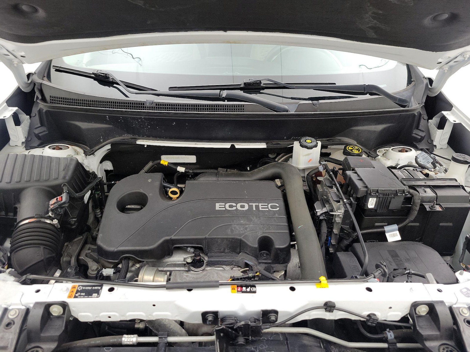 2021 Chevrolet Equinox LS - Photo 22