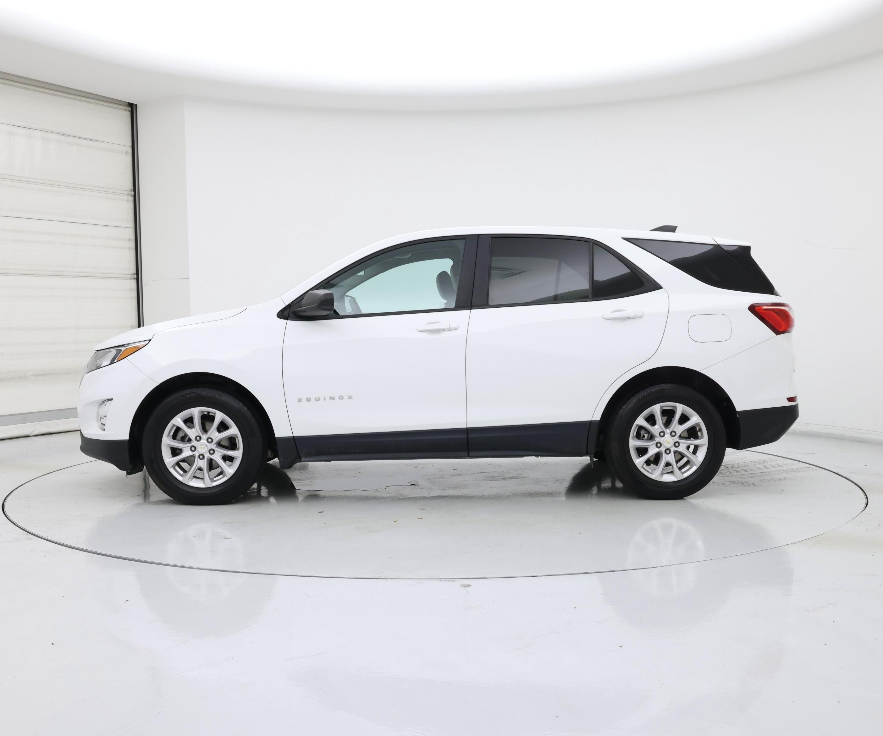 Thumbnail: 2021 Chevrolet Equinox - 3