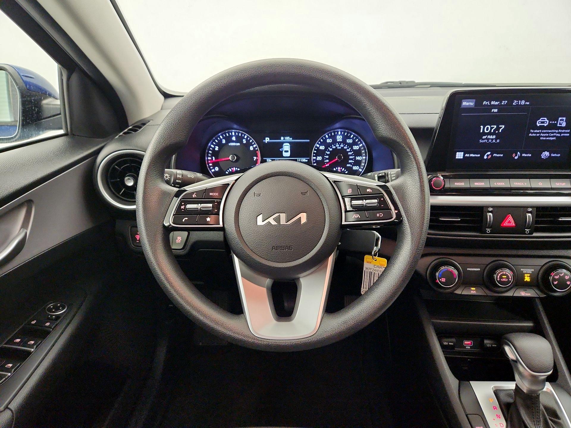 Thumbnail: 2023 Kia Forte - 10
