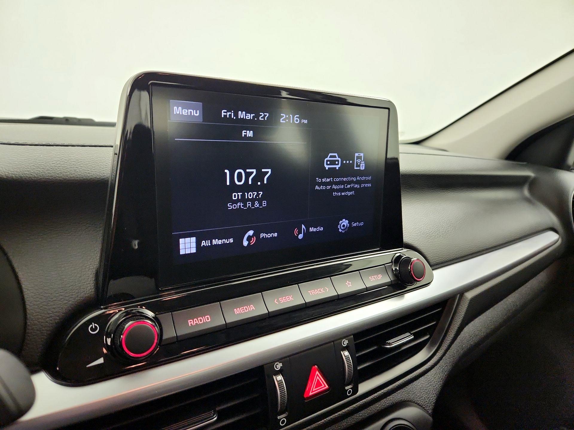 Thumbnail: 2023 Kia Forte - 15