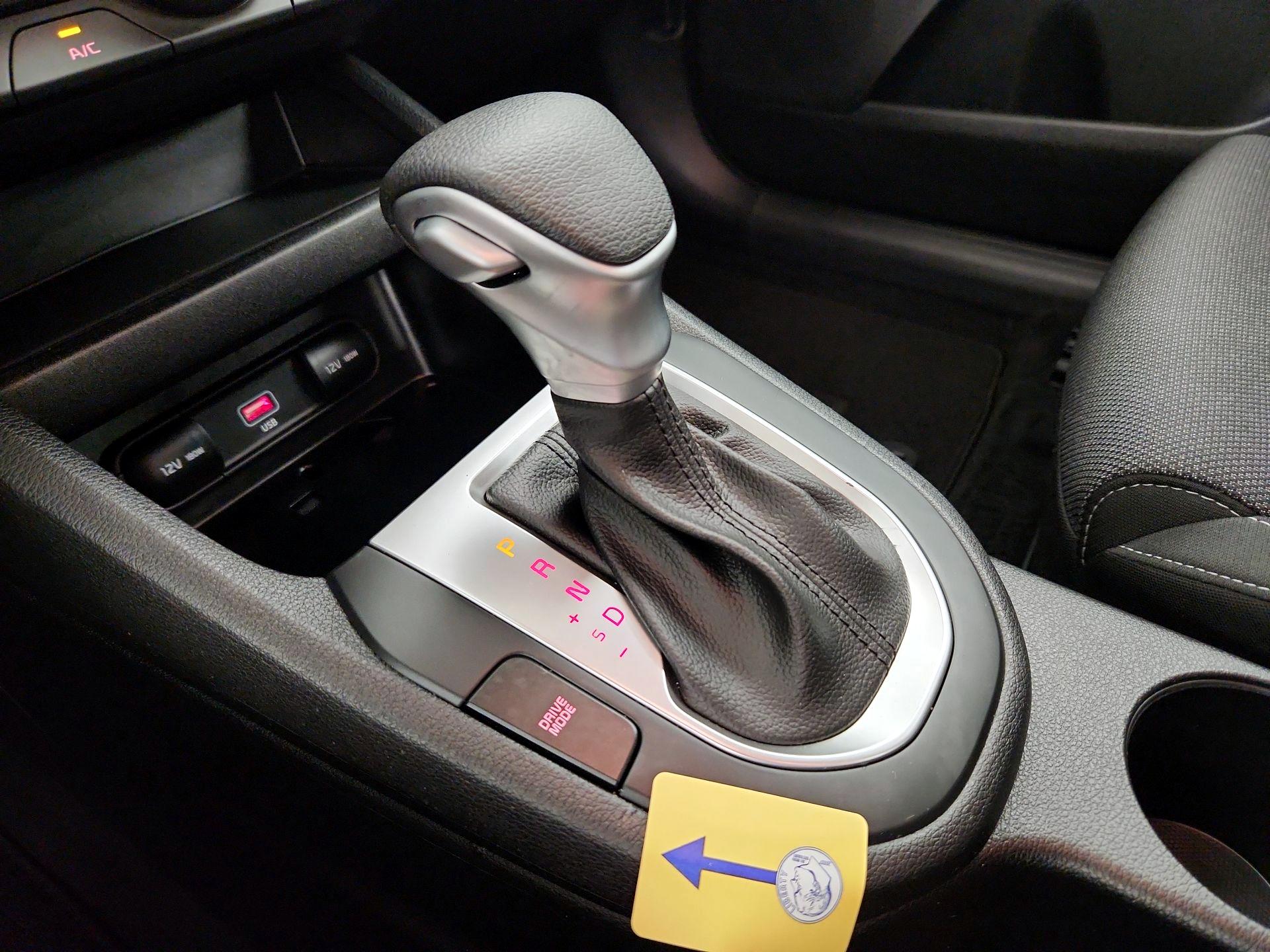 Thumbnail: 2023 Kia Forte - 17