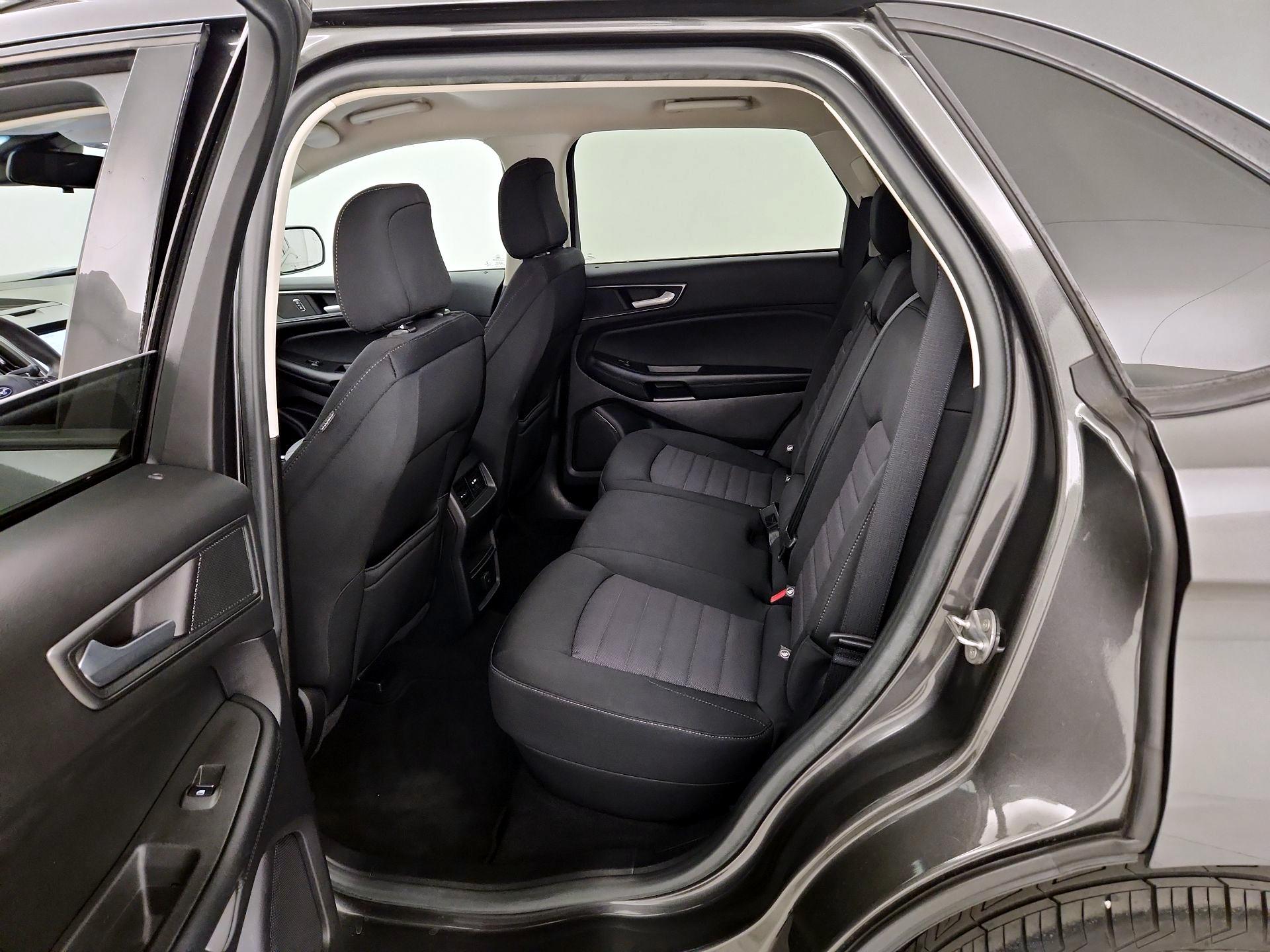 Thumbnail: 2020 Ford Edge - 19