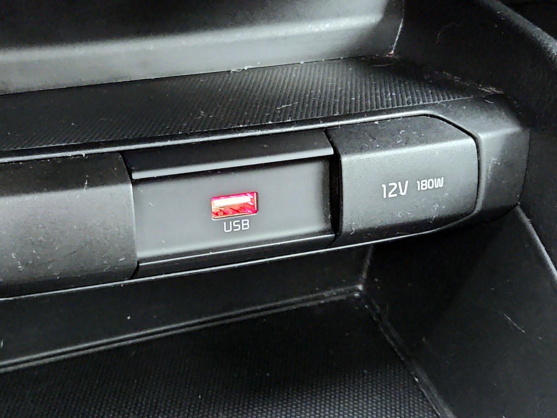 Thumbnail: 2023 Kia Rio - 18