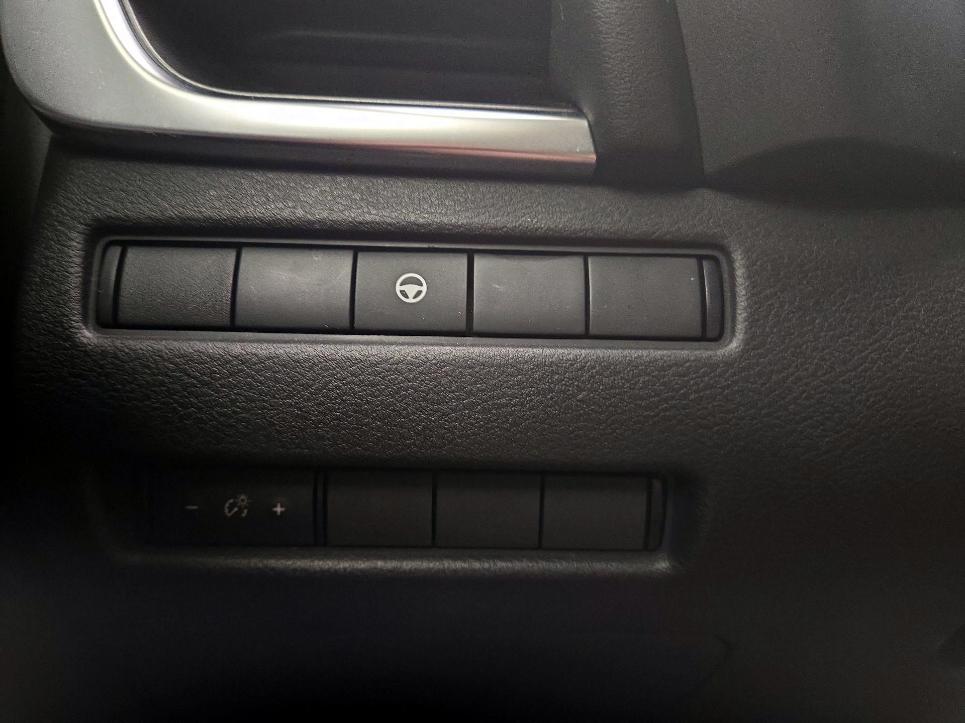 Thumbnail: 2023 Nissan Rogue - 13