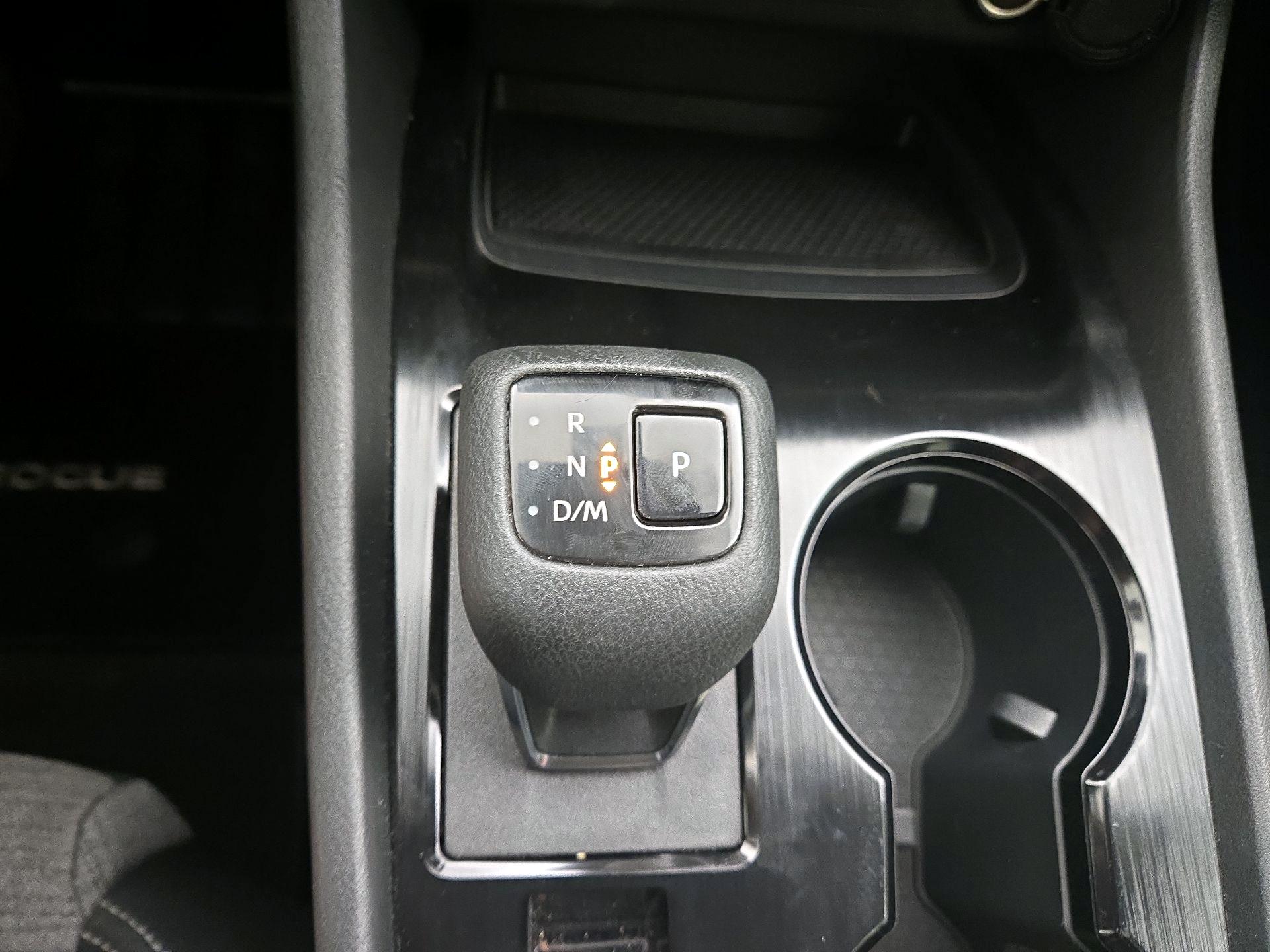 Thumbnail: 2023 Nissan Rogue - 17